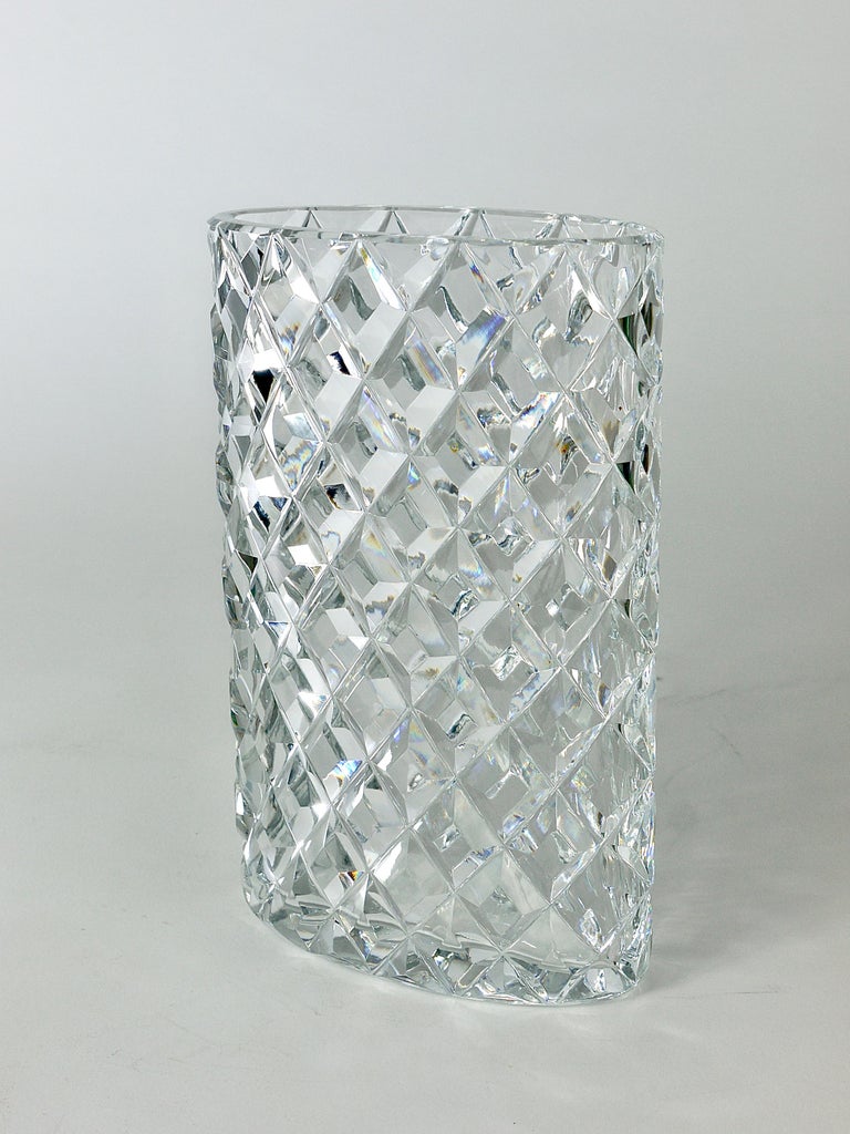 Sparkling Facetted Crystal Glass Vase by Claus Josef Riedel, Austria, 1970s For Sale 6