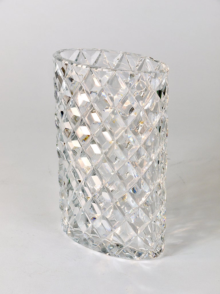 Sparkling Facetted Crystal Glass Vase by Claus Josef Riedel, Austria, 1970s For Sale 9