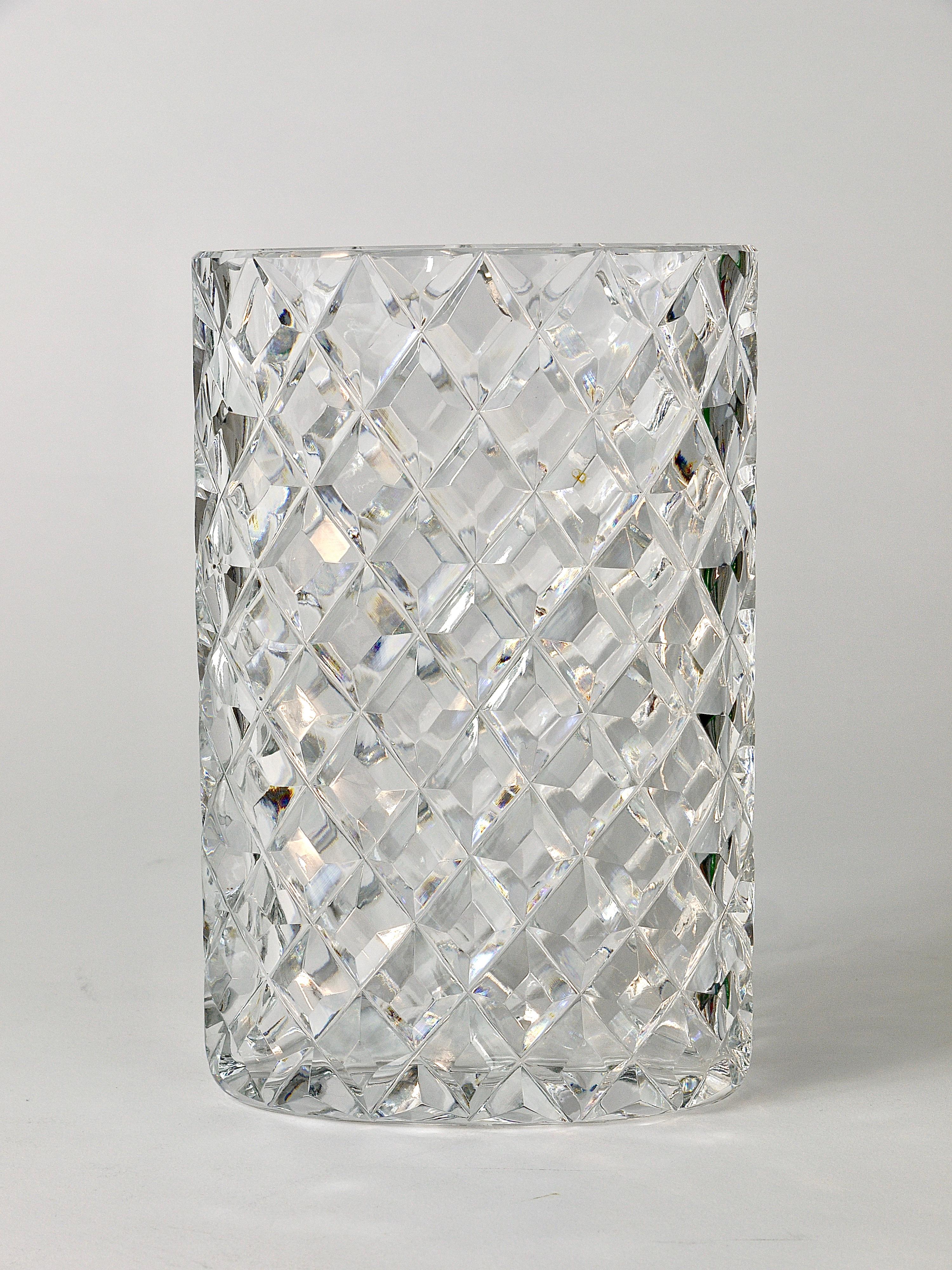 Sparkling Facetted Crystal Glass Vase by Claus Josef Riedel, Austria, 1970s For Sale 11