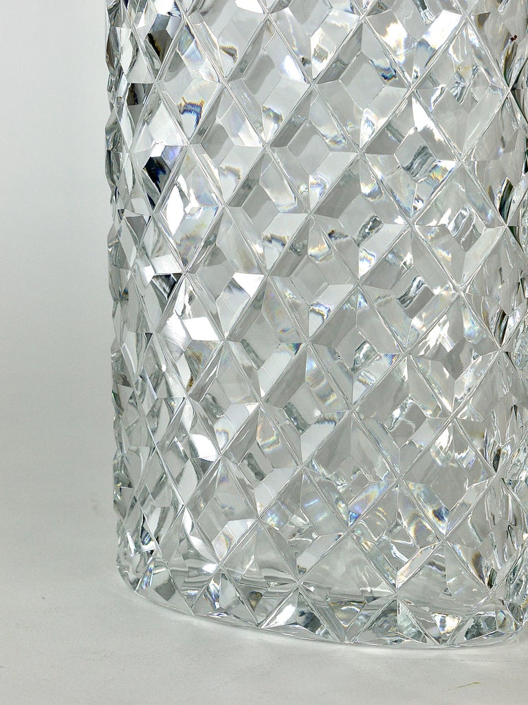 Sparkling Facetted Crystal Glass Vase by Claus Josef Riedel, Austria, 1970s For Sale 2