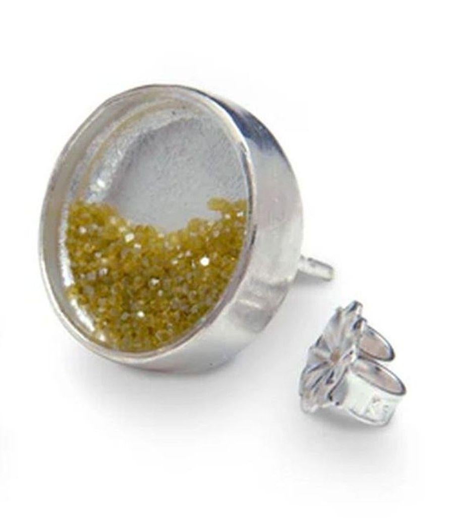 Sparkling Golden Diamond Dust Sterling Silver Post Earrings In New Condition For Sale In Montreal, QC