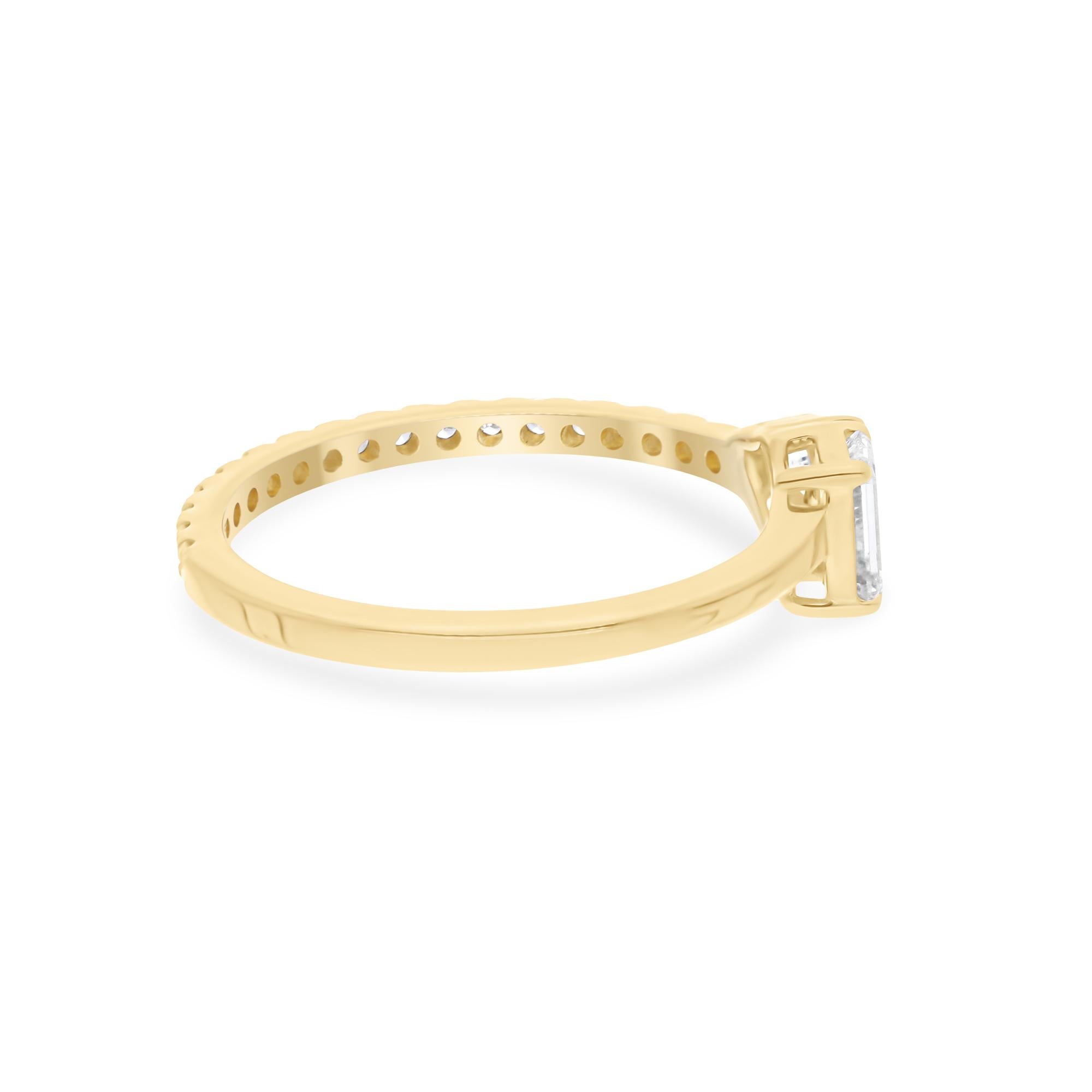 En vente :  Bague anniversaire cœur étincelant et baguette 0,79 ct de diamant naturel en or 14K 6
