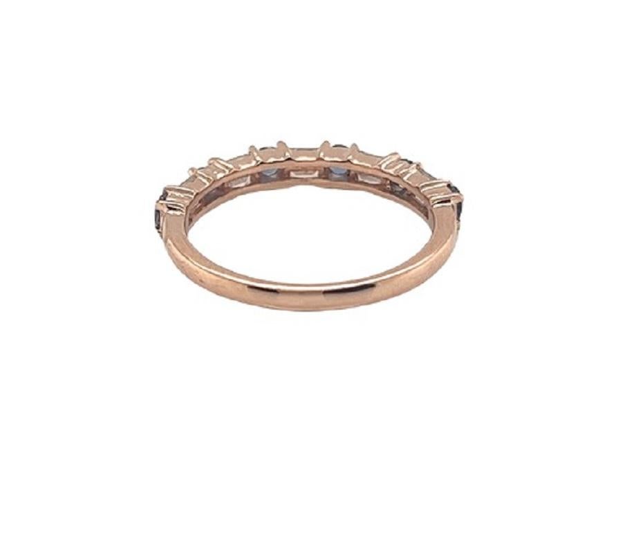 Oval Cut Sparkling Natural Brazillian Alexandrite 0.26 Carat & Diamond Ring For Sale