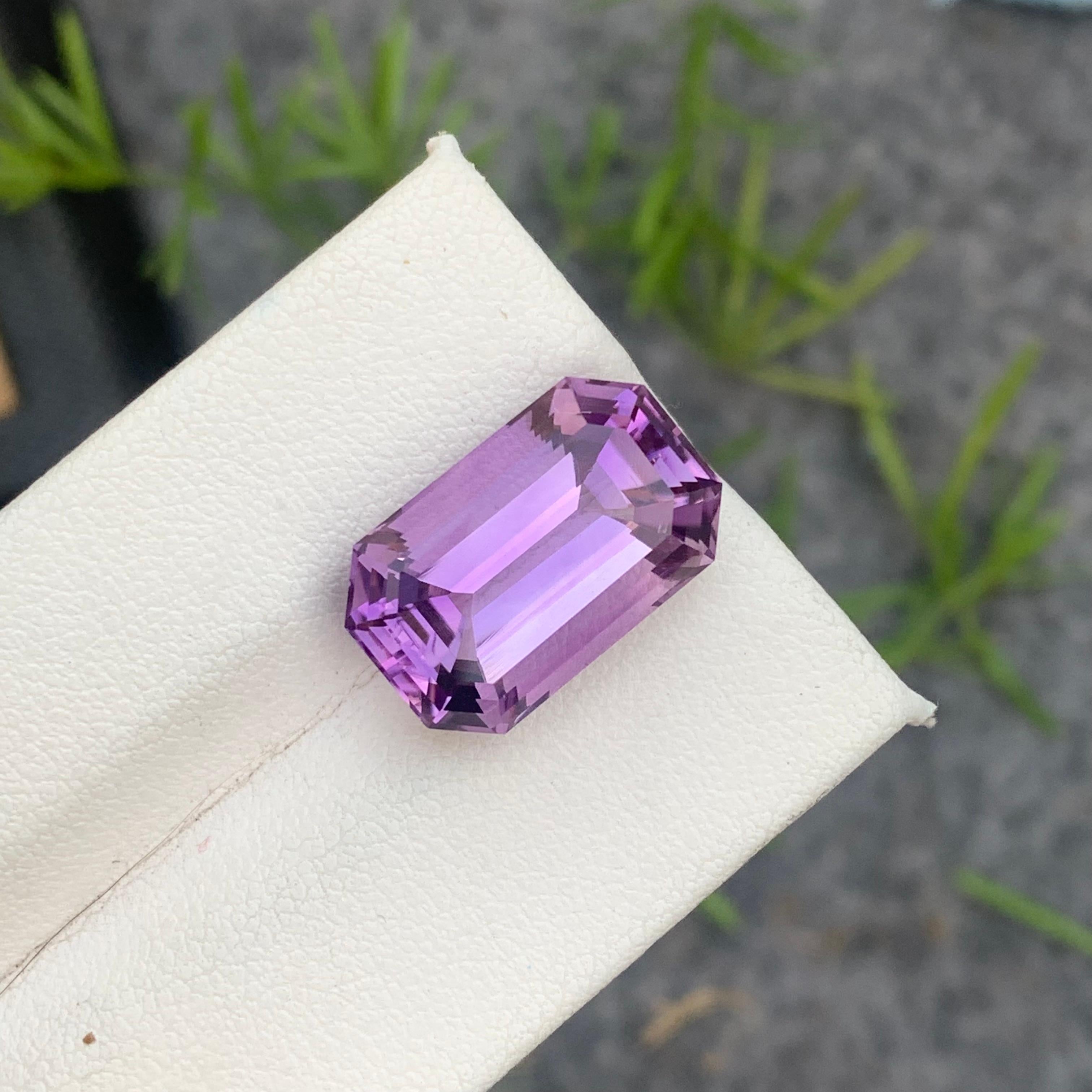 Emerald Cut Sparkling Natural Loose Purple Amethyst Gemstone 10.65 Carat for Jewelry Making For Sale