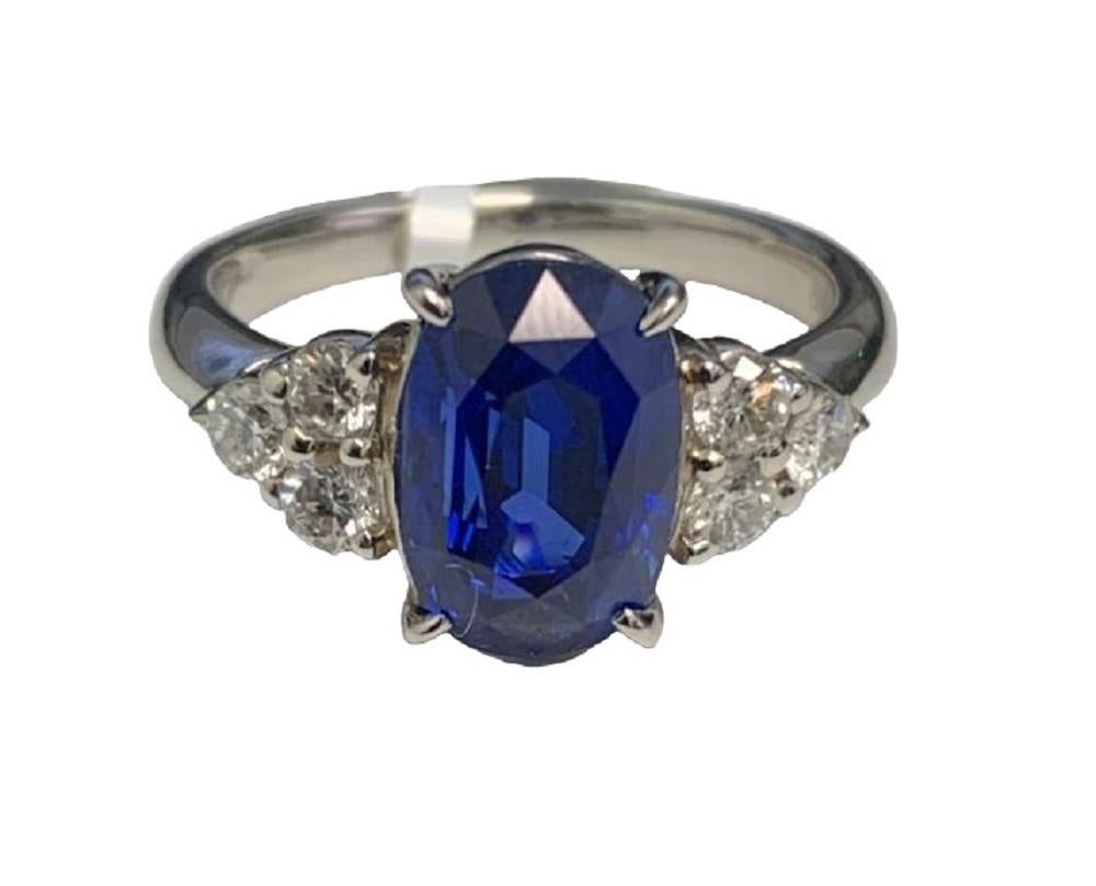 Oval Cut Sparkling Platinum 6.26 Carat Sapphire Ring For Sale