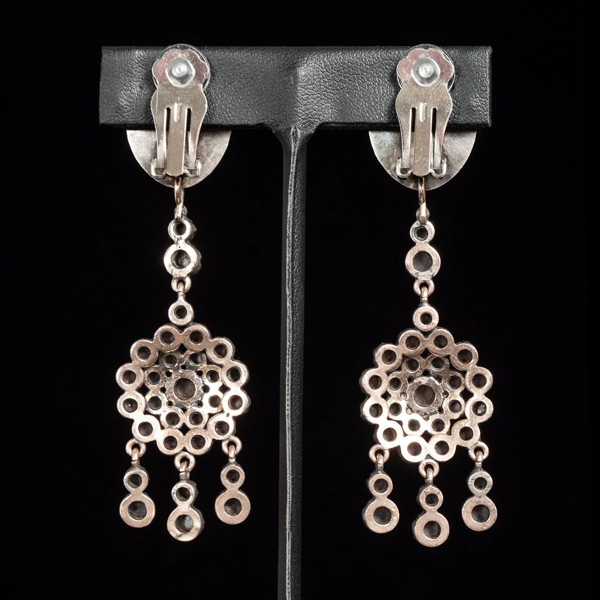 Sparkling Silver and Glass South Indian Drop Earrings by Jewels of Santa Fe In Good Condition For Sale In Point Richmond, CA