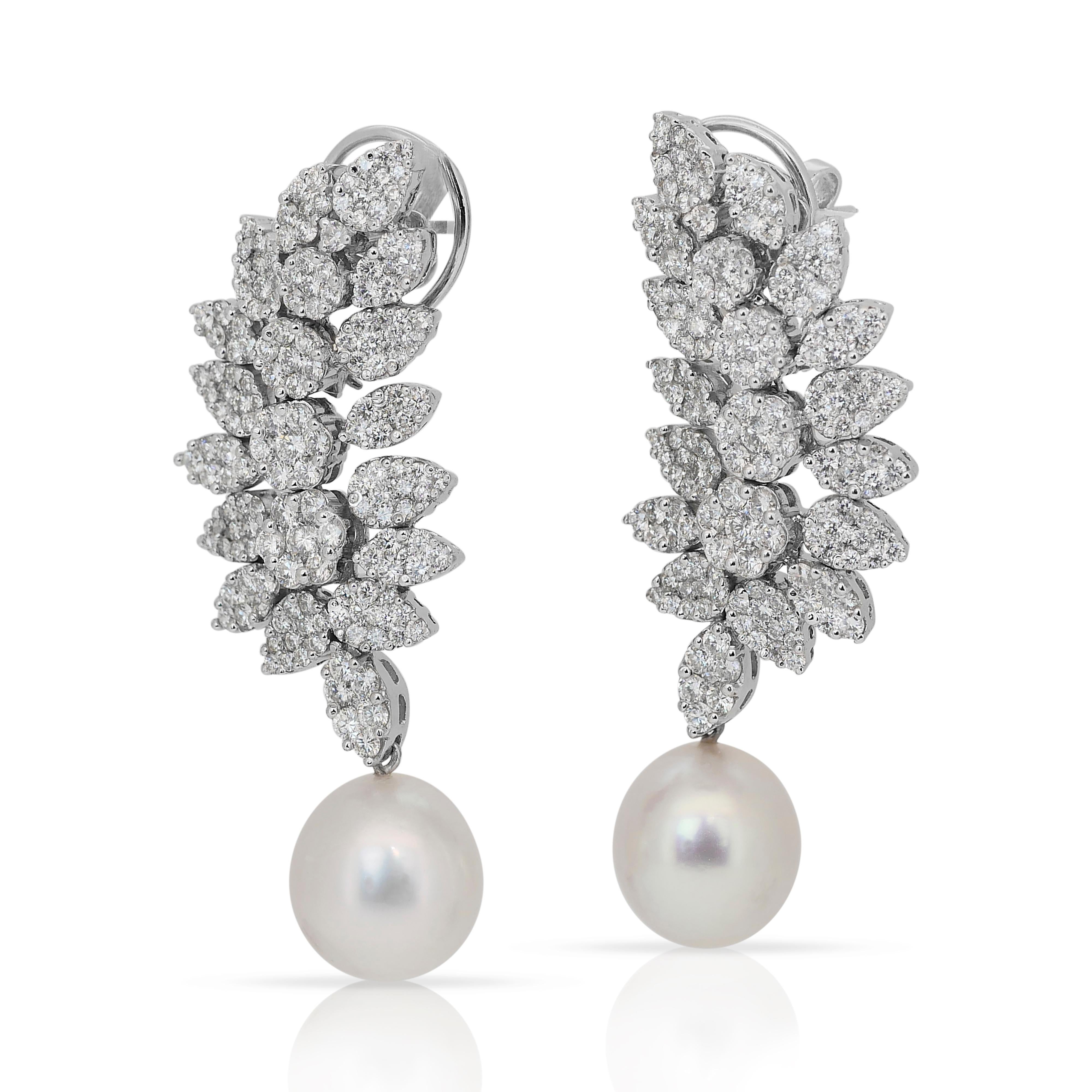 Sparkling South Sea Cultured Pearls and Diamonds Earrings in 18k White Gold For Sale 2