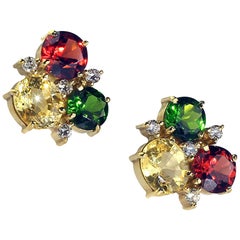 Gemjunky Sparkling Three-Stone Stud Earrings in 18 Karat Yellow Gold