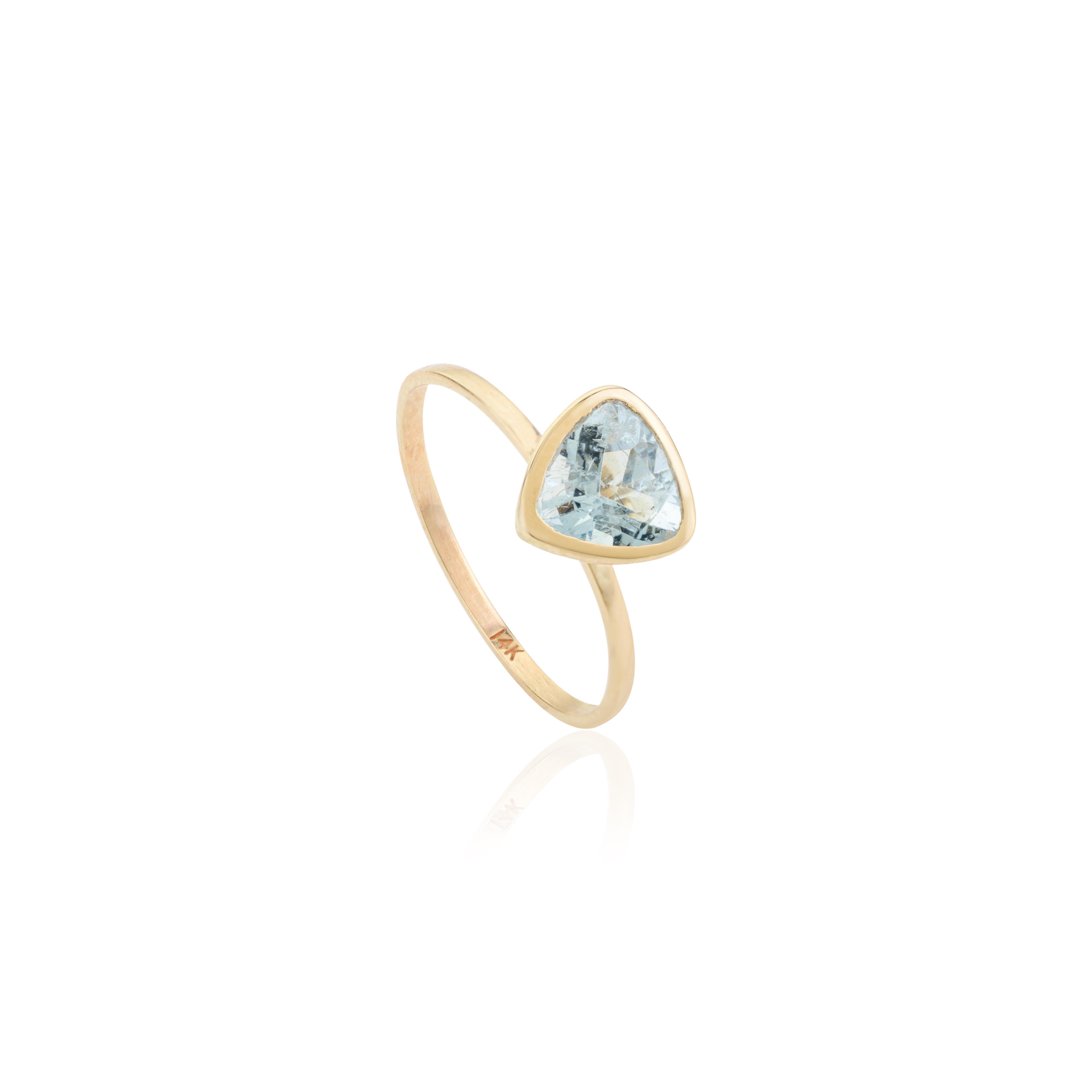 For Sale:  Sparkling Trillion Shaped Aquamarine Ring in 14k Solid Yellow Gold Gift for Mom 4