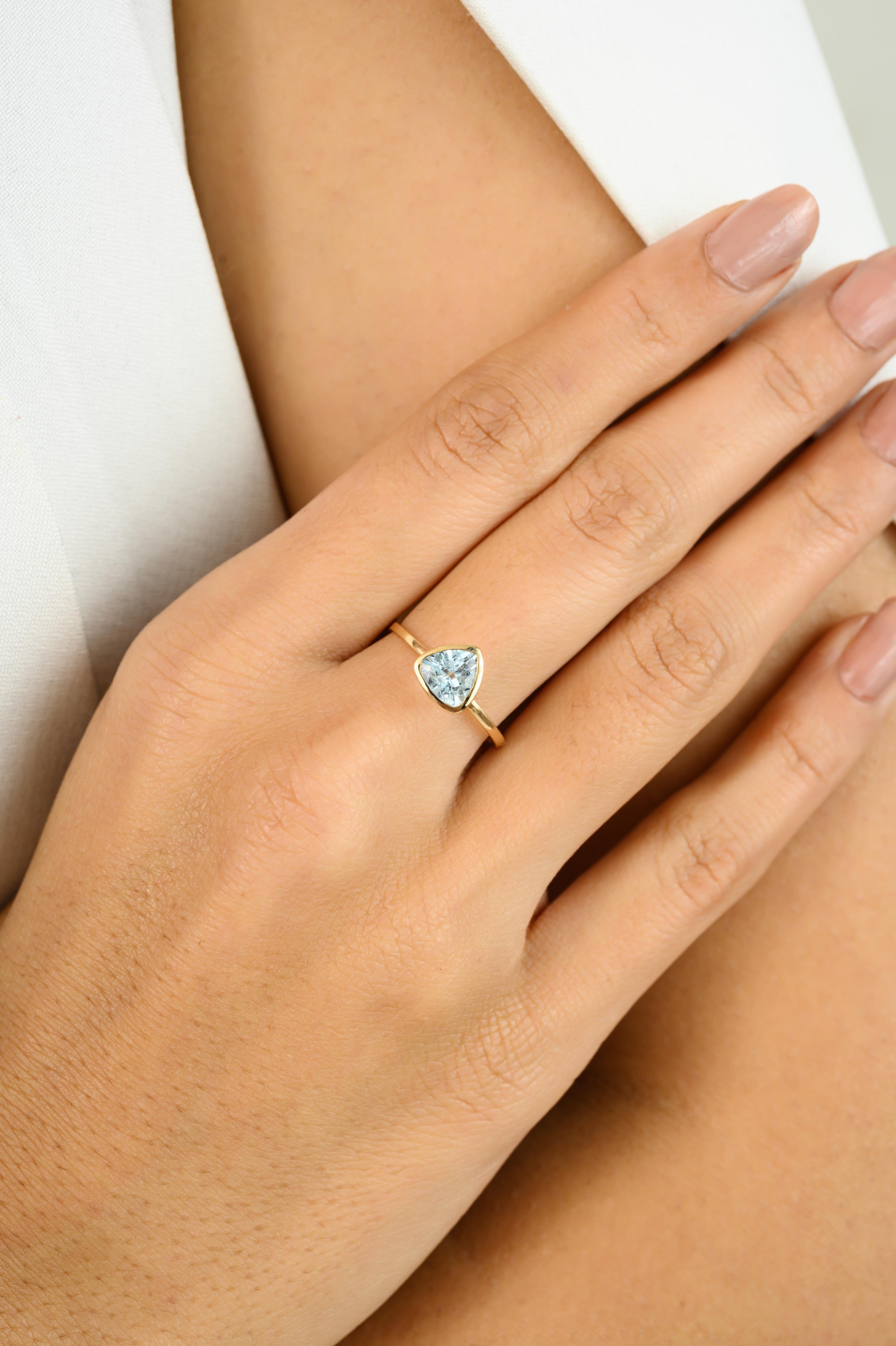 For Sale:  Sparkling Trillion Shaped Aquamarine Ring in 14k Solid Yellow Gold Gift for Mom 5