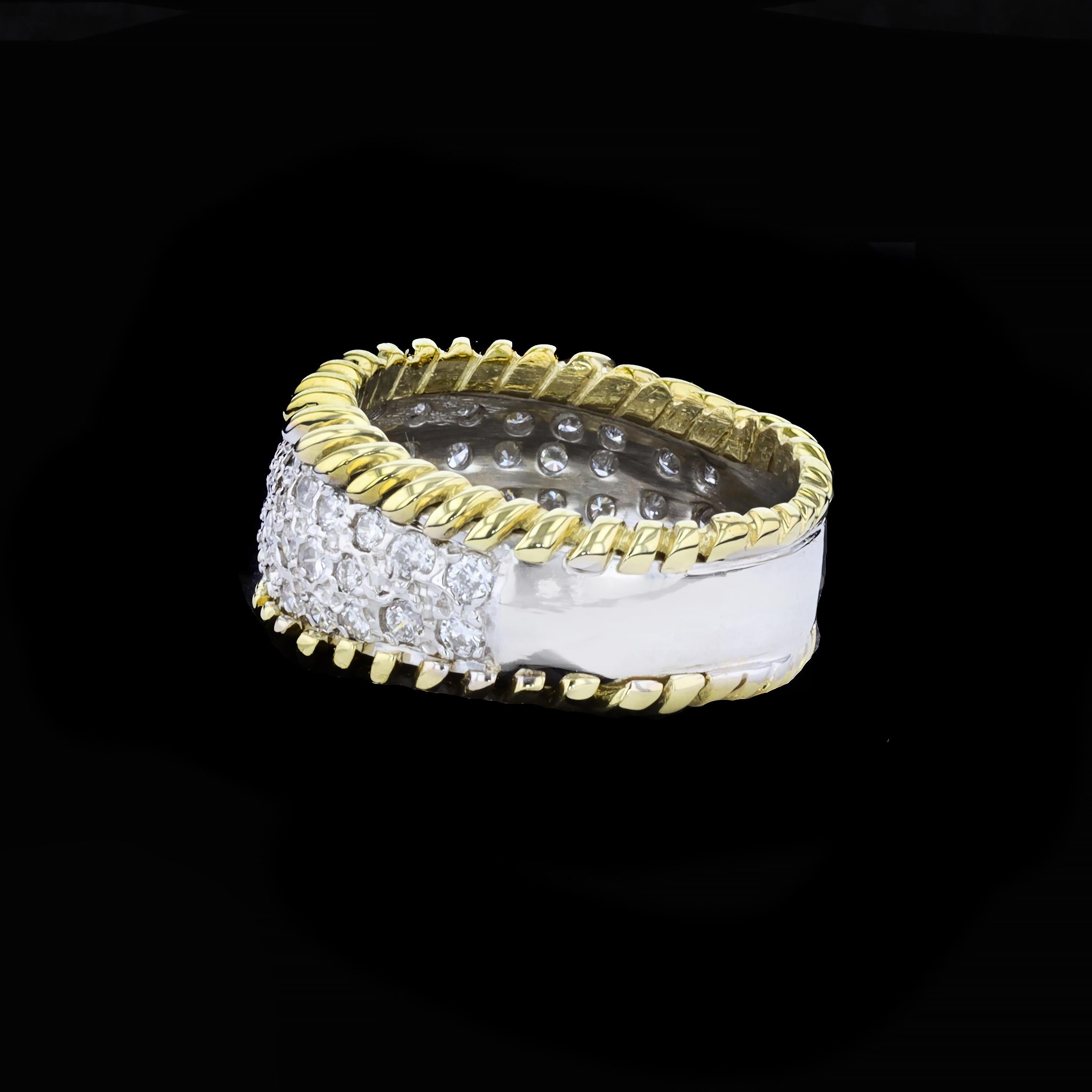 Sparkling Two-Tone Yellow Gold and Platinum Diamond Estate Ring In Excellent Condition For Sale In NEW ORLEANS, LA