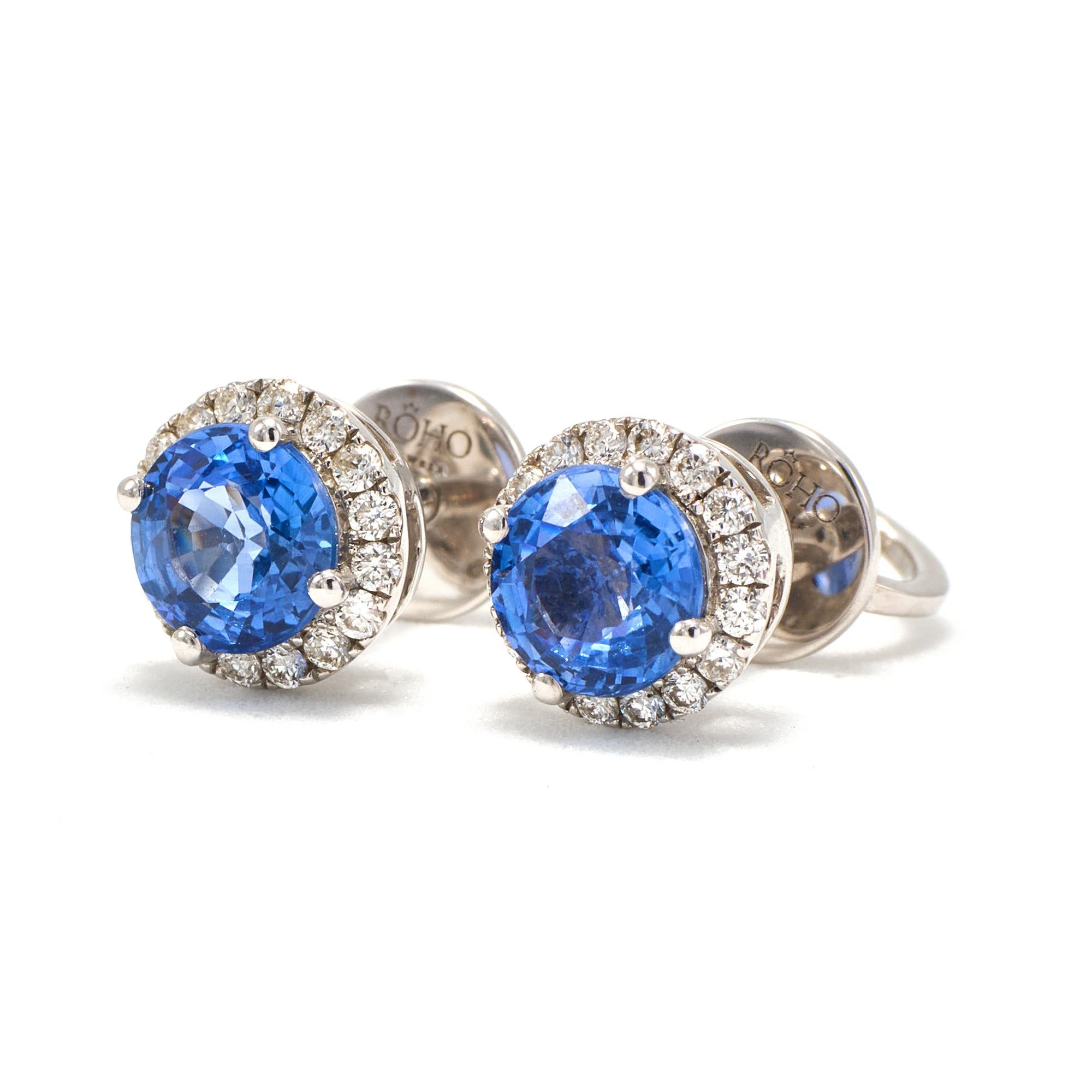 Blauer Saphir-Diamant-Ohrstecker mit Diamant-Halo aus 18 Karat Weißgold mit Schraubenverschluss im Zustand „Neu“ in Toronto, ON