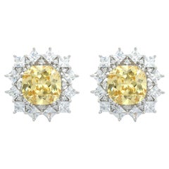 Sparkling Yellow Cubic Zirconia Engagement Studs Earring for Her in Silver