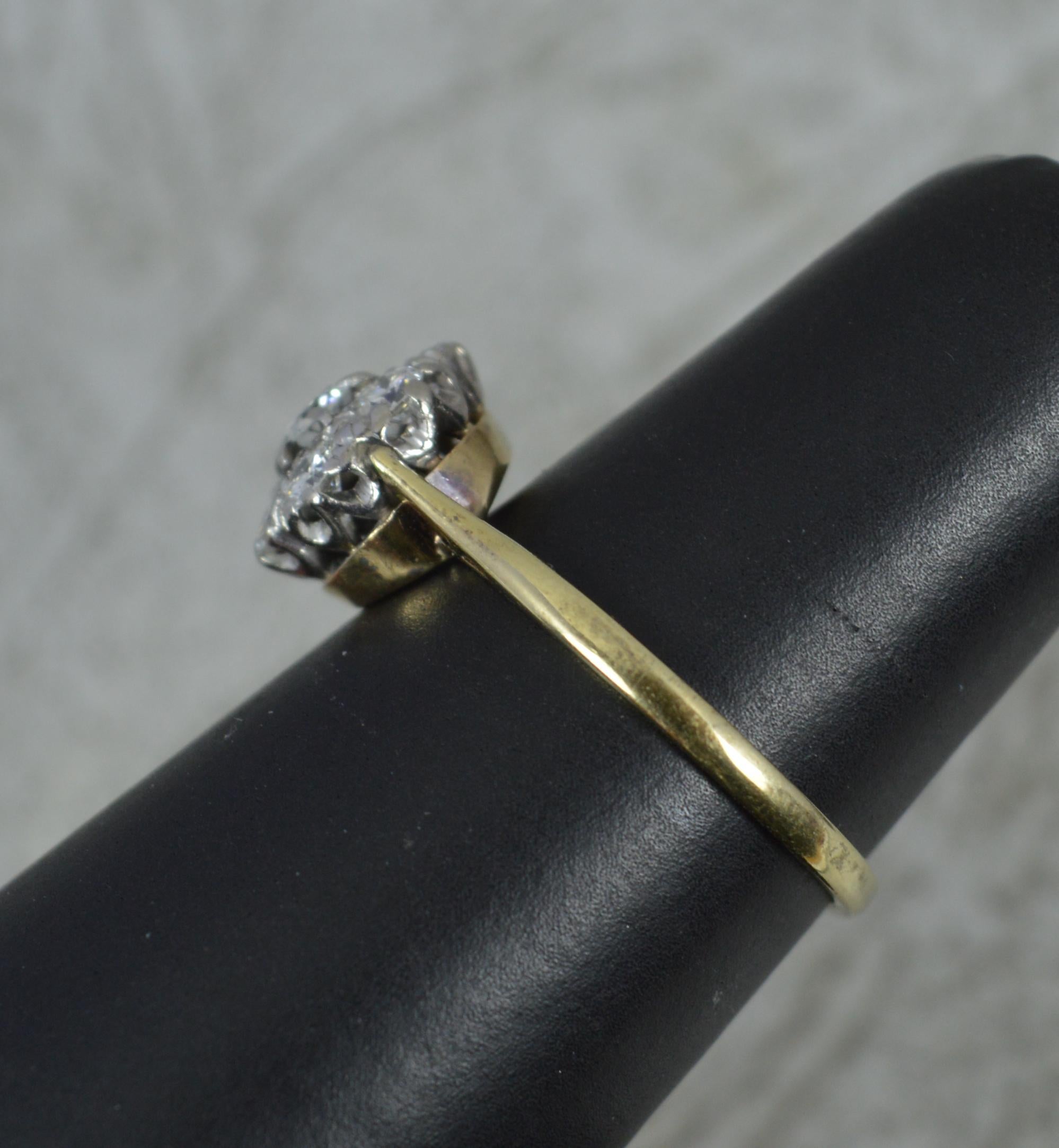 Sparkly 18ct Gold and Platinum 0.5ct Diamond Cluster Ring For Sale 5