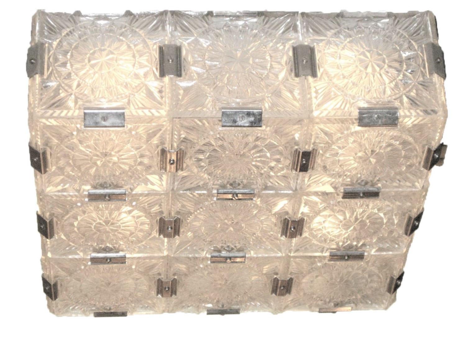 Funkelnd  Mid-Century-Deckenleuchte aus Milchglas mit quadratischem Grundriss im Angebot 6