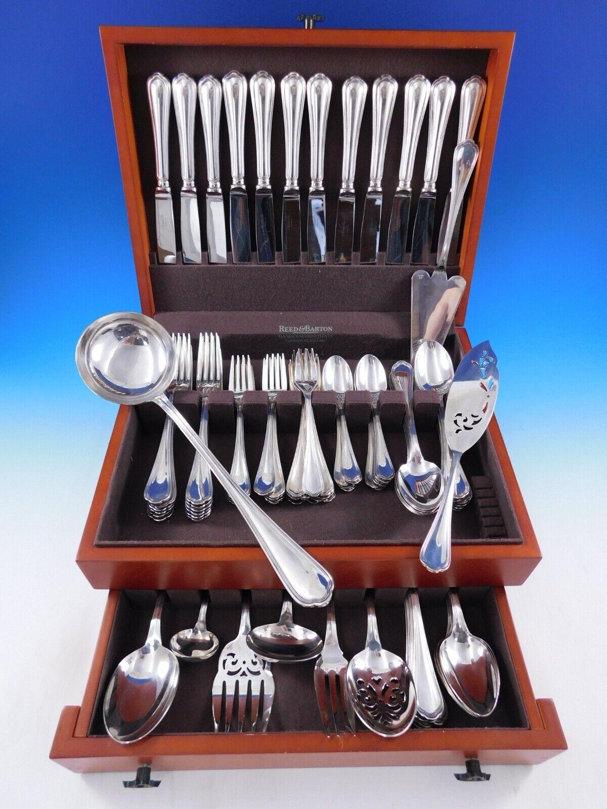 Dans un souci de perfection et de qualité, les créations de couverts Christofle allient savoir-faire artisanal et techniques modernes, pour des couverts qui se transmettent de génération en génération. 

Service de couverts en métal argenté Spatours