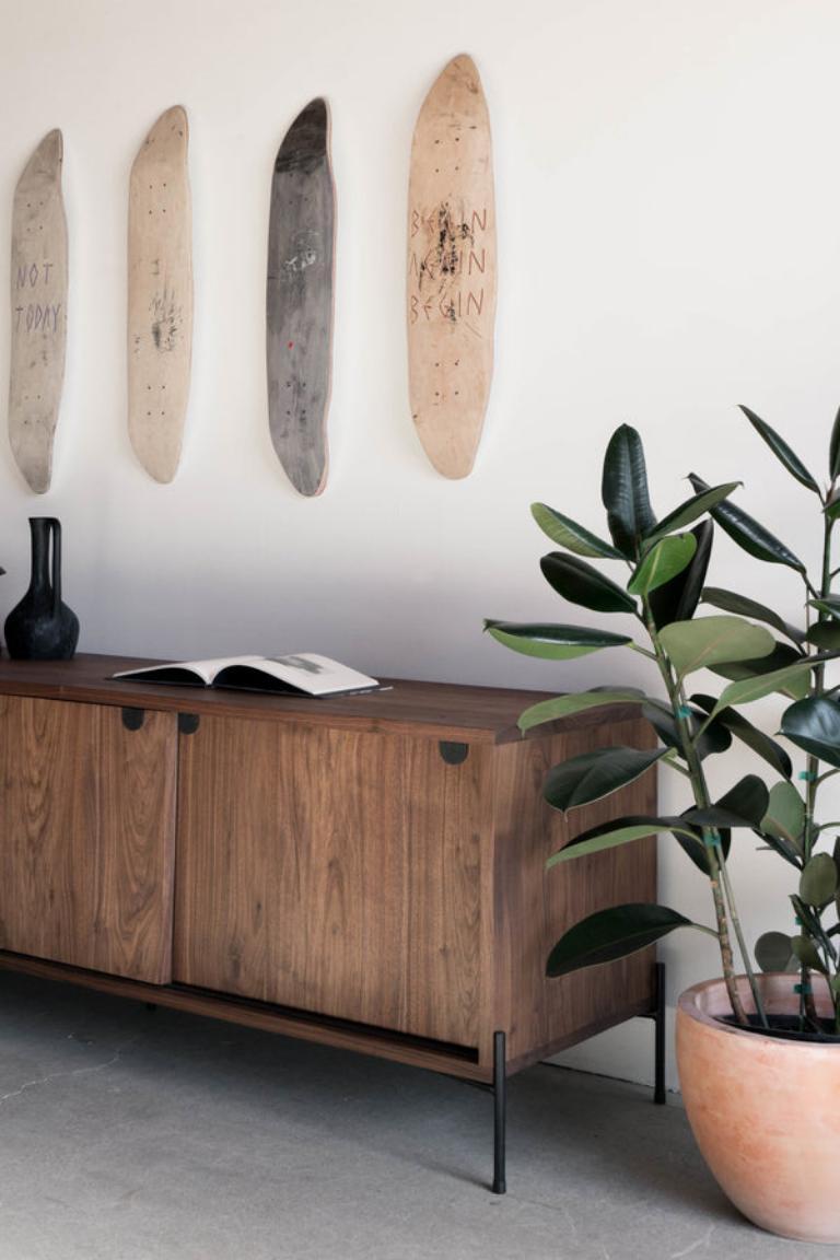 Spaulding Credenza by Croft House In New Condition For Sale In Los Angeles, CA