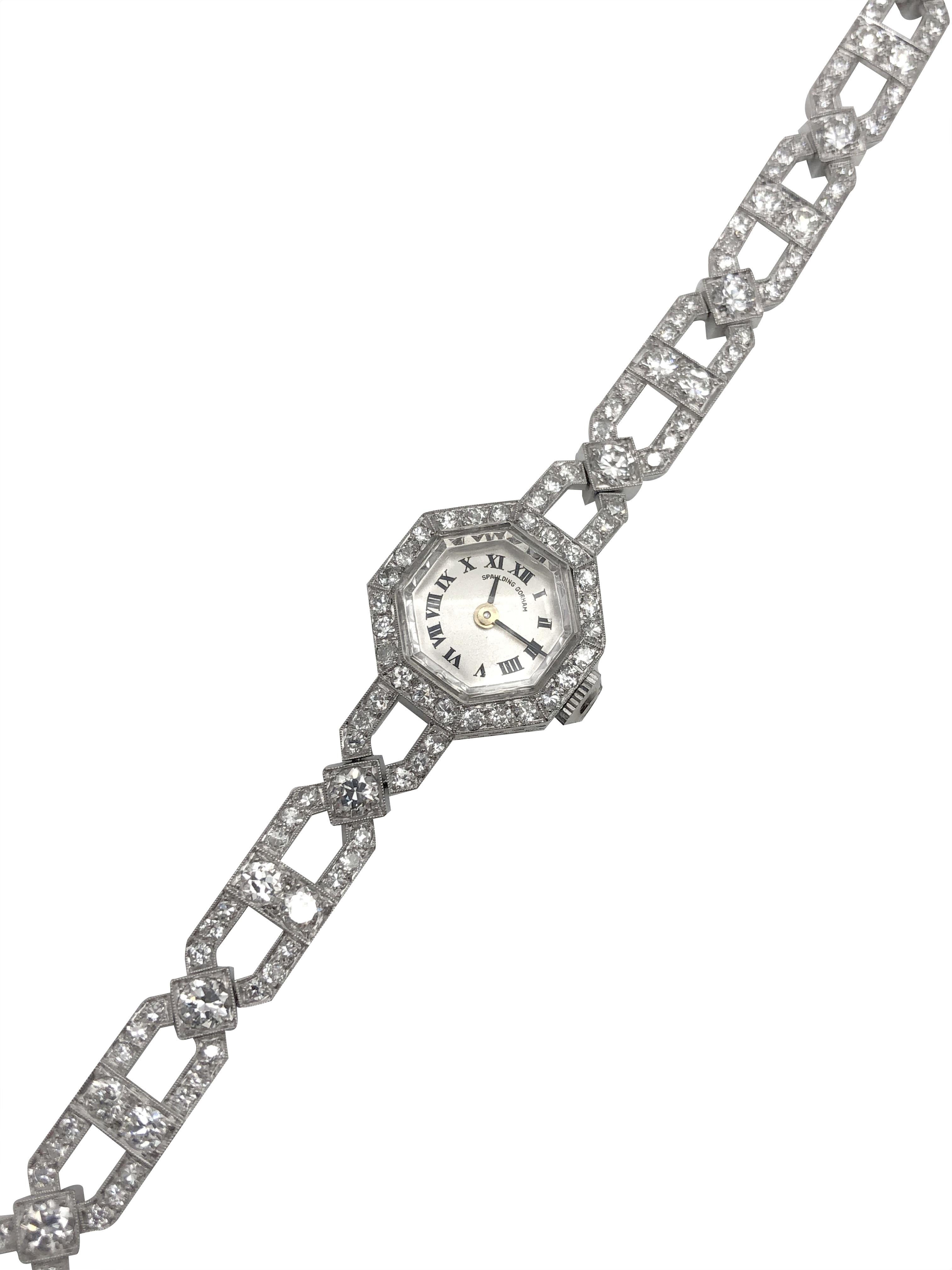 Formschöne Gorham Art Deco Damen Platin und Diamant-Armbanduhr im Zustand „Hervorragend“ in Chicago, IL