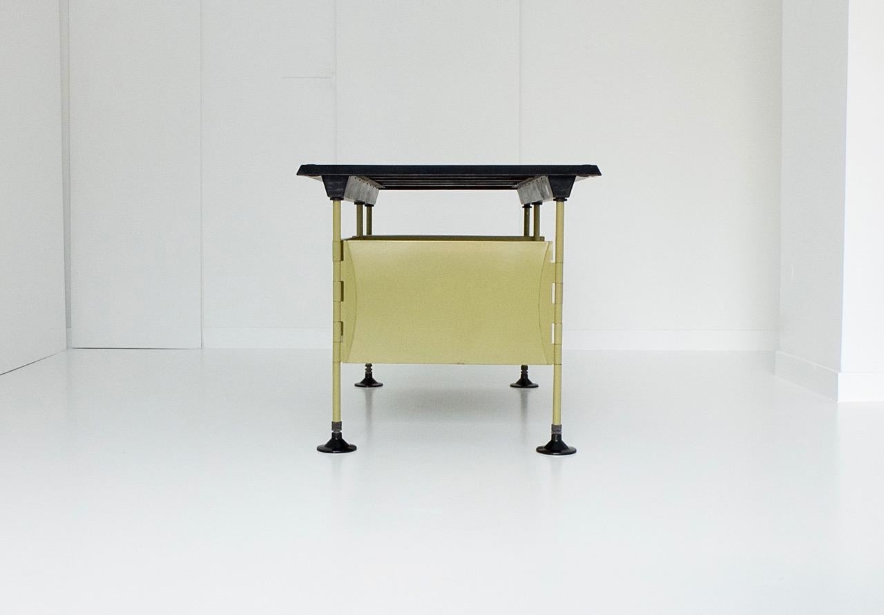 Spazio Desk and Side Desk by Bbpr Studio for Olivetti, Italy, 1962 In Good Condition In Munster, NRW