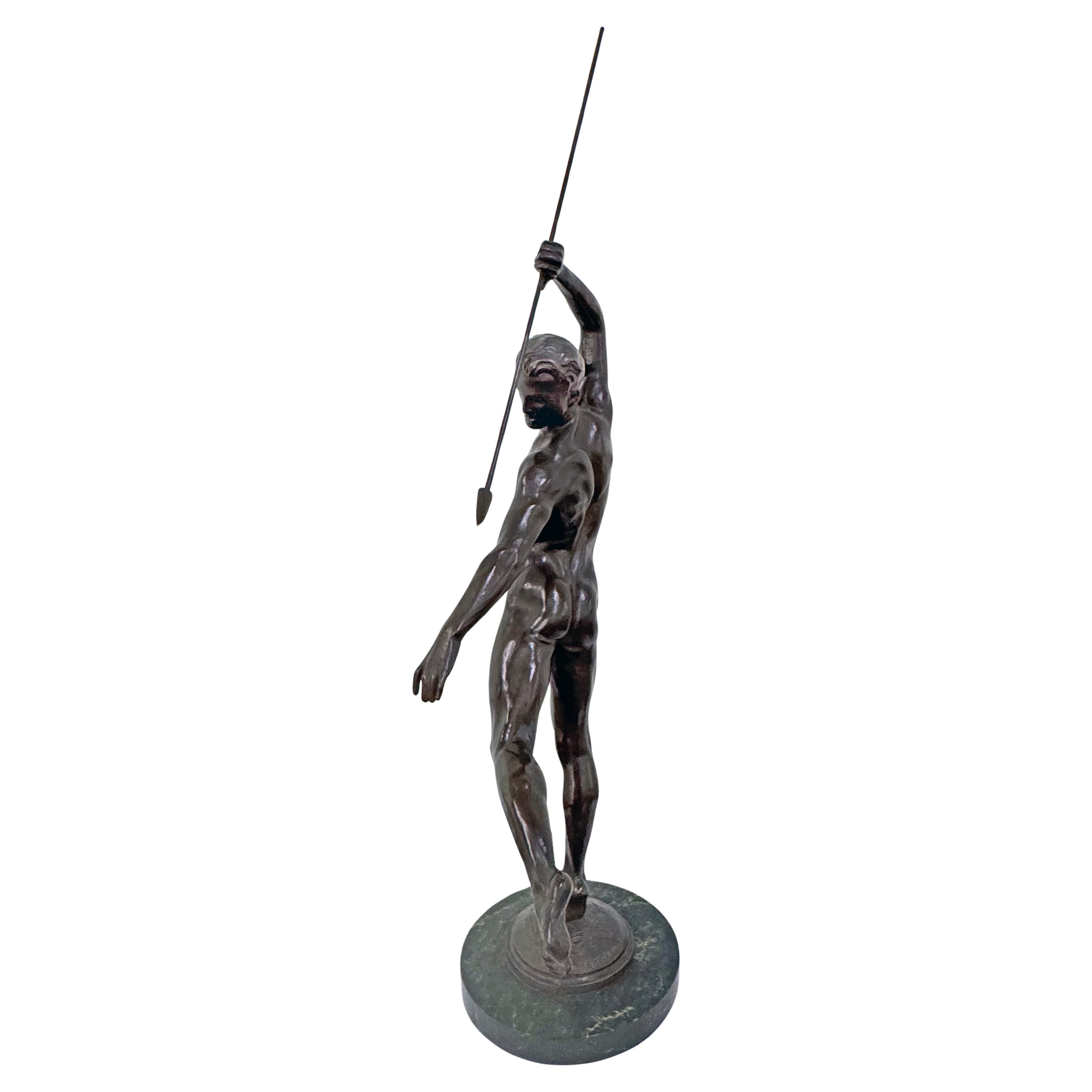 À une époque où les artistes capturaient l'exotisme et l'athlétisme des danseurs modernes, comme la représentation de Richmond Barthé de Féral Benga dansant avec une grande épée incurvée ou les dessins de Paul Colin de Joséphine Baker avec sa jupe