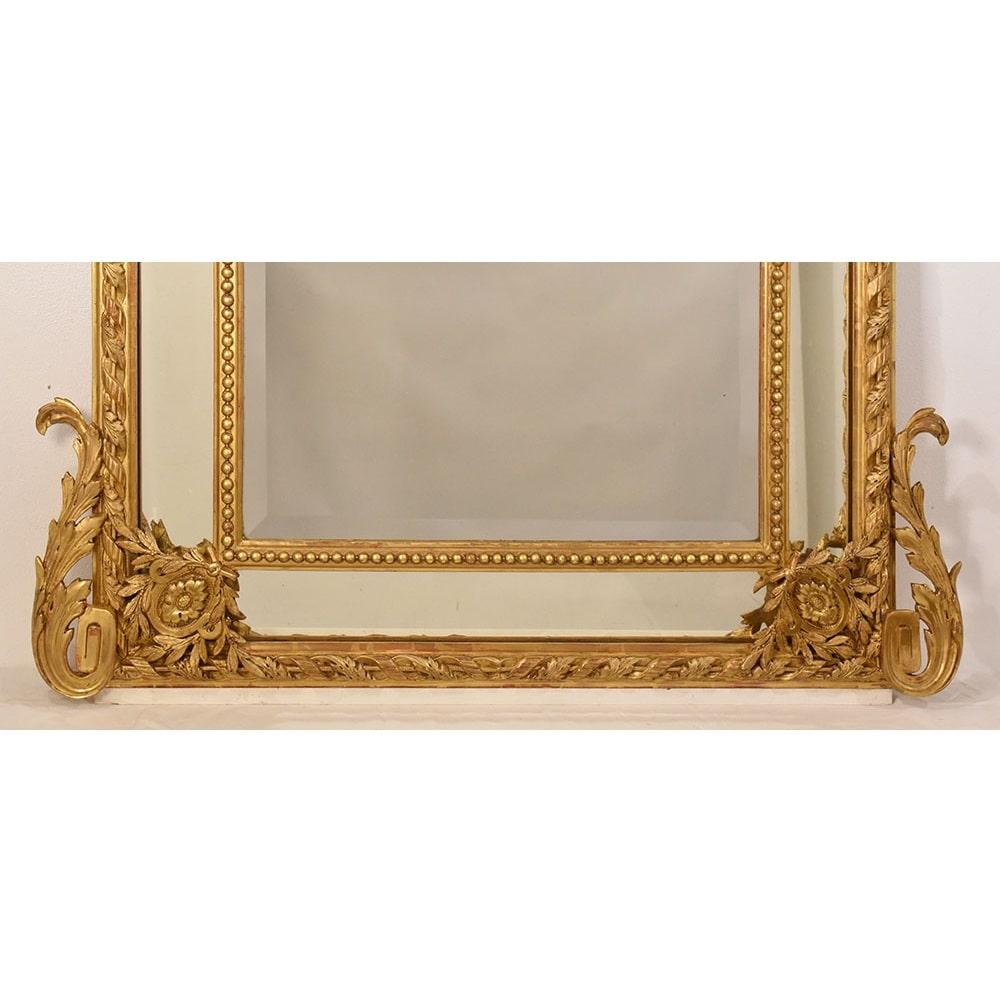 19th Century Specchiera Antica Con Putti E Volute, Dorata In Foglia Di Oro Zecchino,  XIX. in vendita