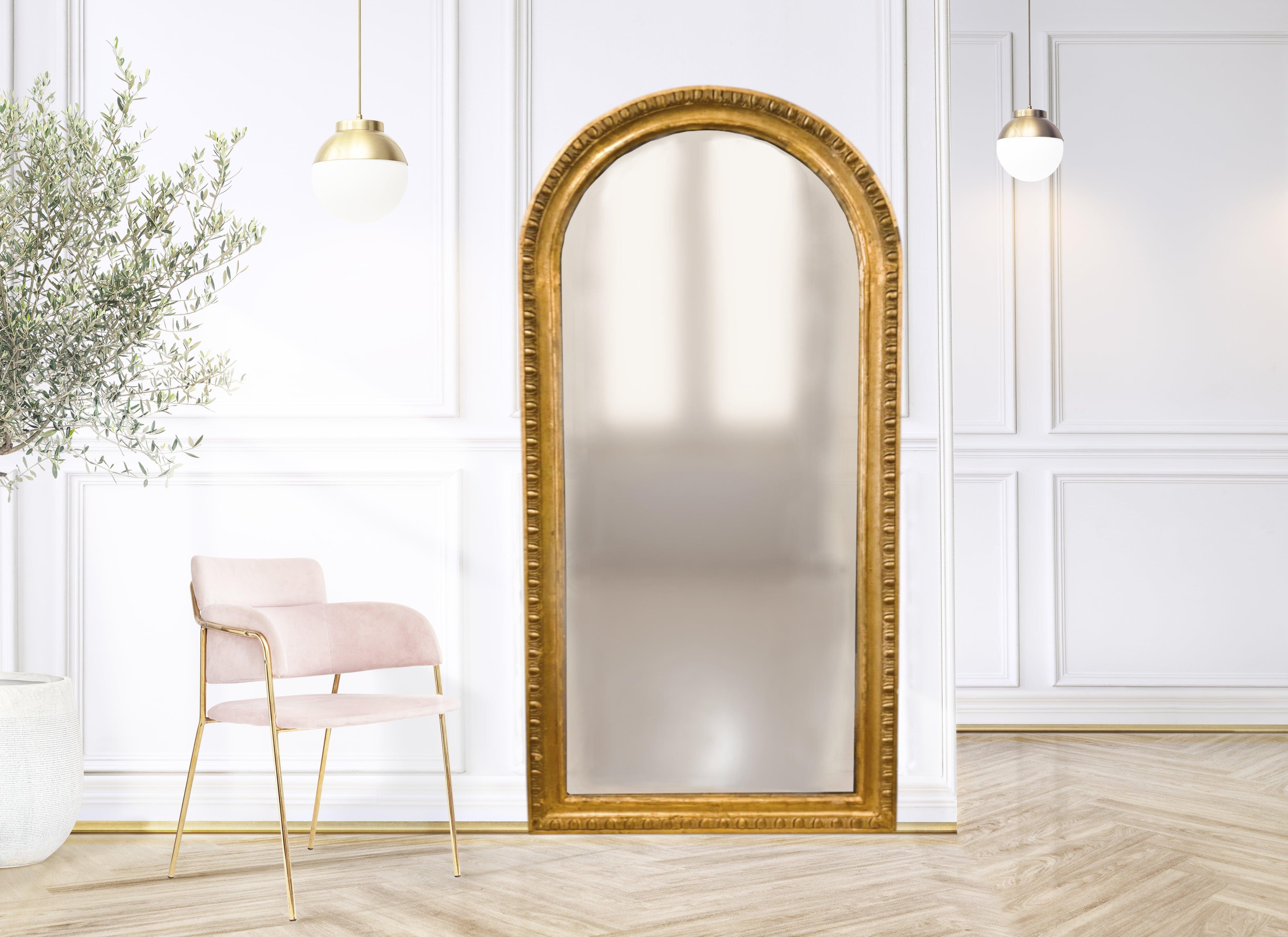 Specchiera antica del 1800 in foglia oro - Grande specchiera d'arredo con specchi originali in mercurio

Splendida specchiera antica dell'Ottocento, ideale per chi cerca una grande specchiera d'arredo capace di valorizzare qualsiasi ambiente.

Il