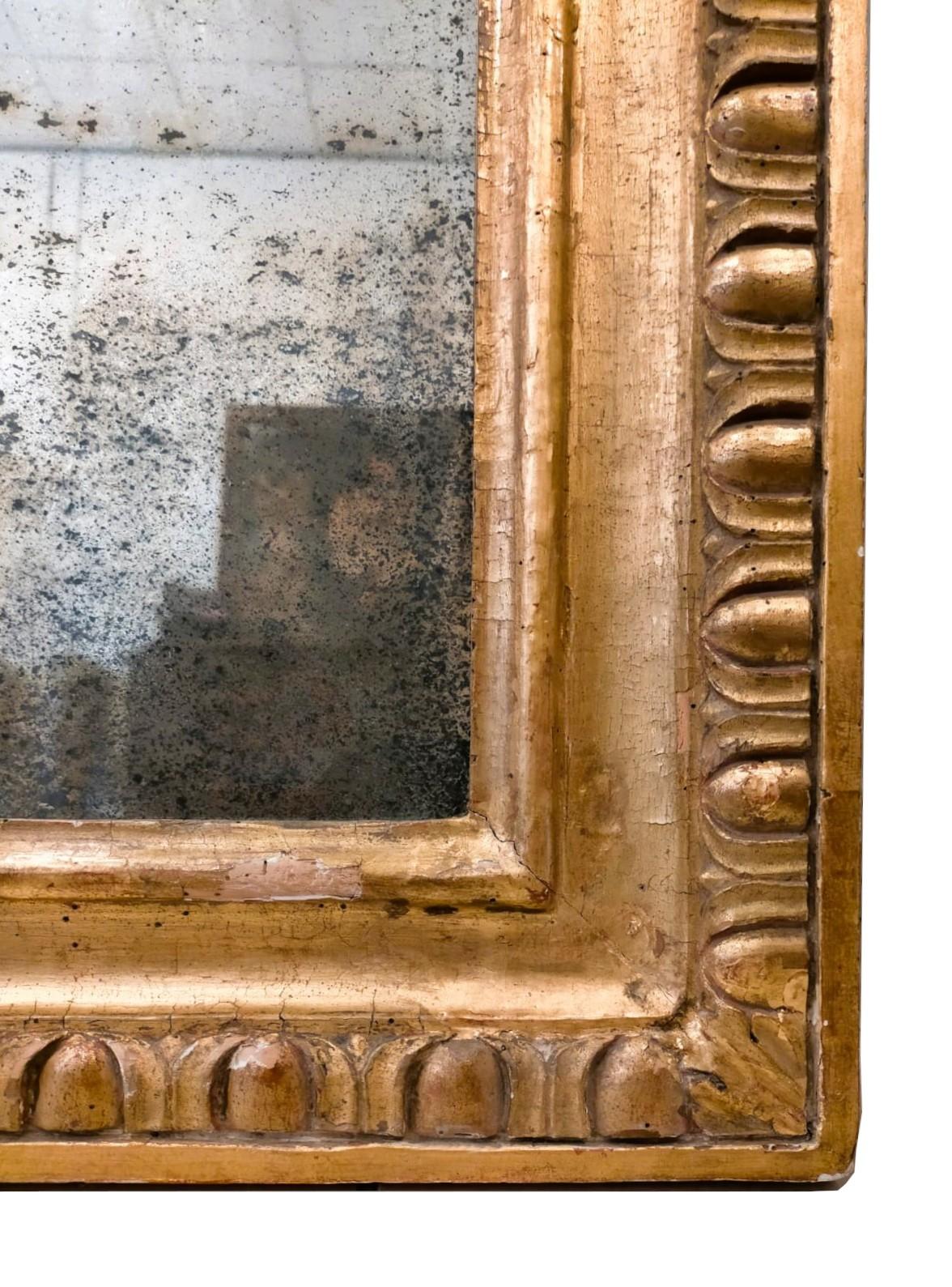 Intagliato a mano Specchiera antica del 1800 in foglia oro - Grande specchiera d'arredo in vendita