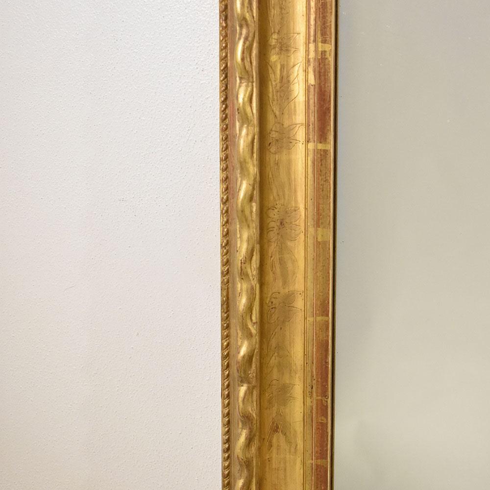 Doré Miroir ancien, Louis Philippe, doré à la feuille d'or pur, 19e siècle. en vente