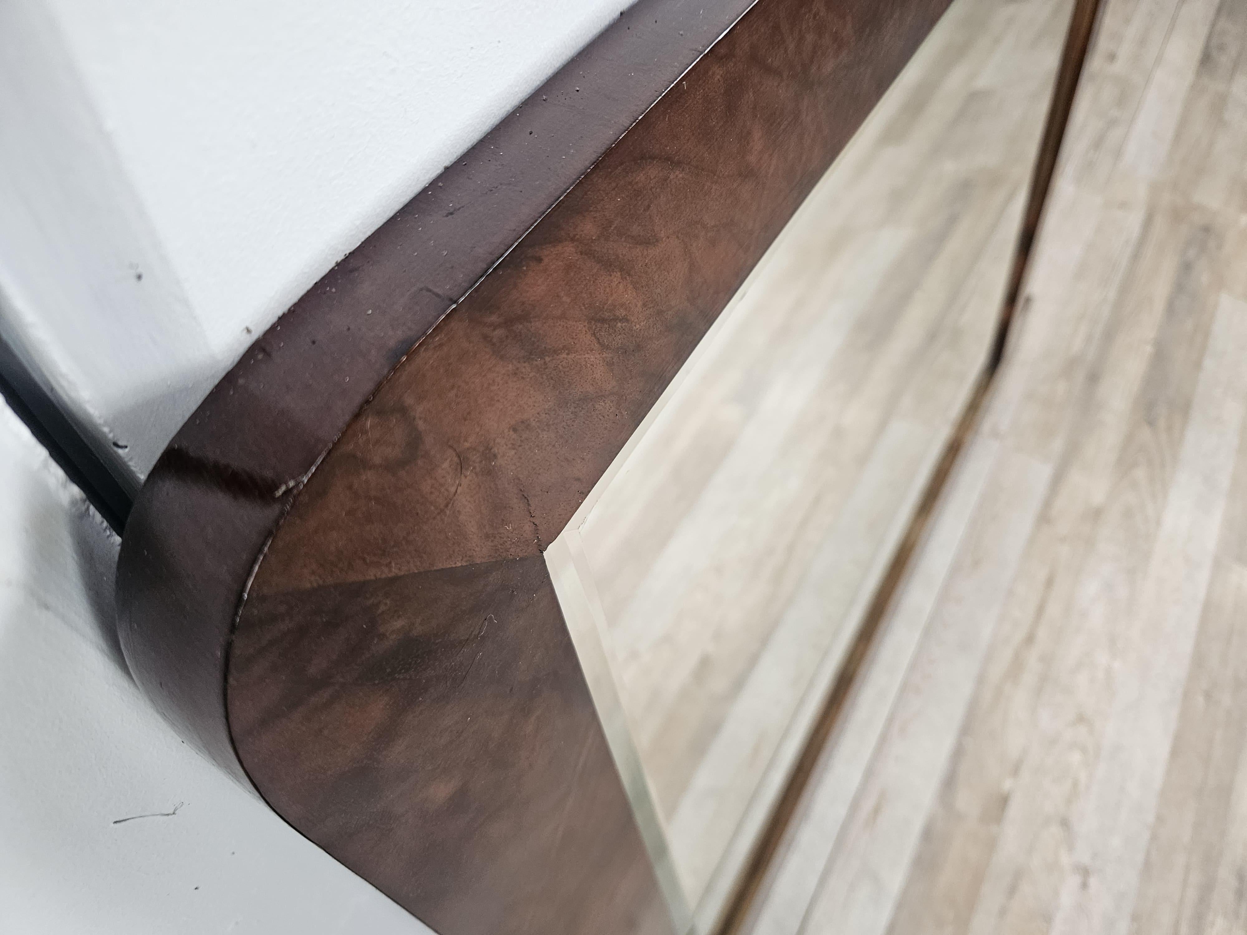 Italian 1930s Art Deco walnut-root mirror with beveled glass For Sale