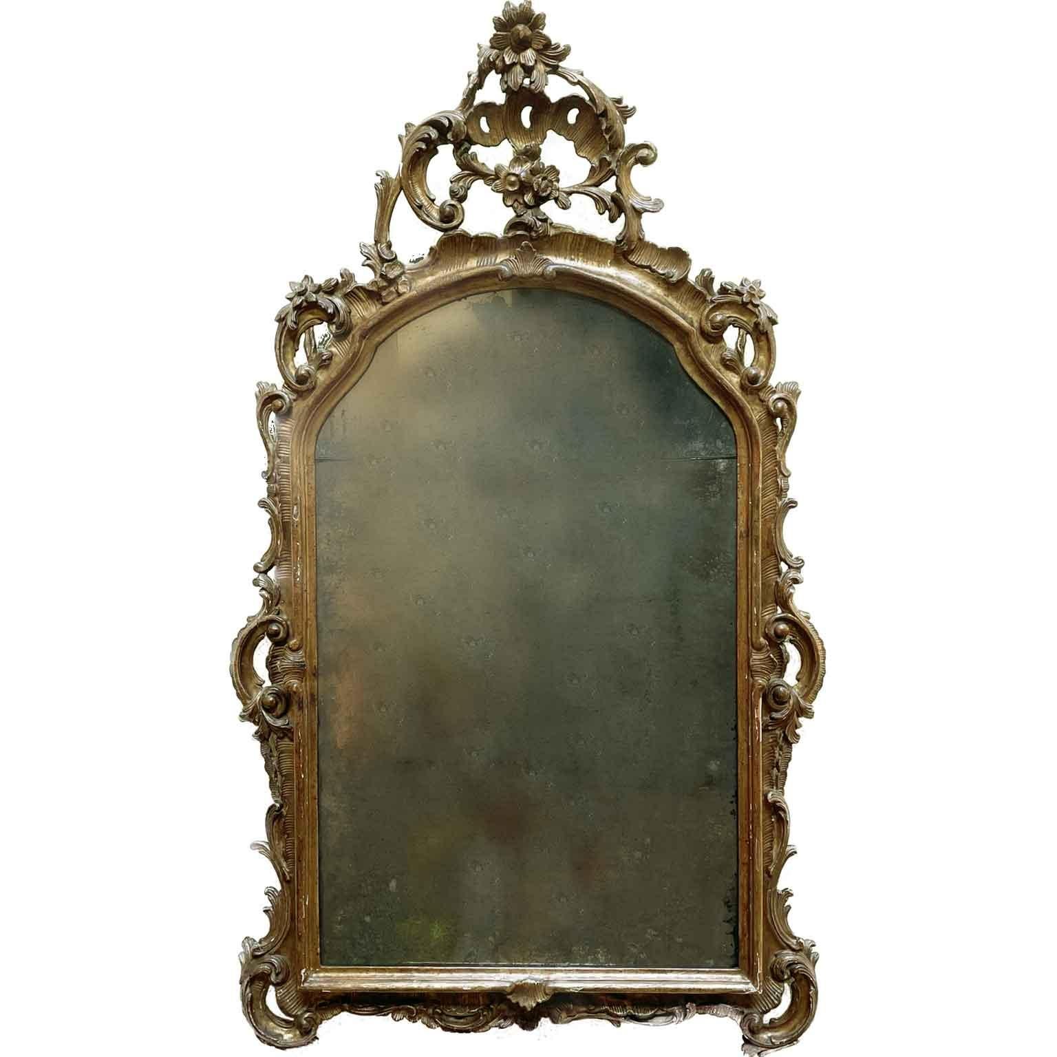 Italian Gilded Mirror 1800s Intaglio Leaf Patterns and Mercury Glass For Sale 1