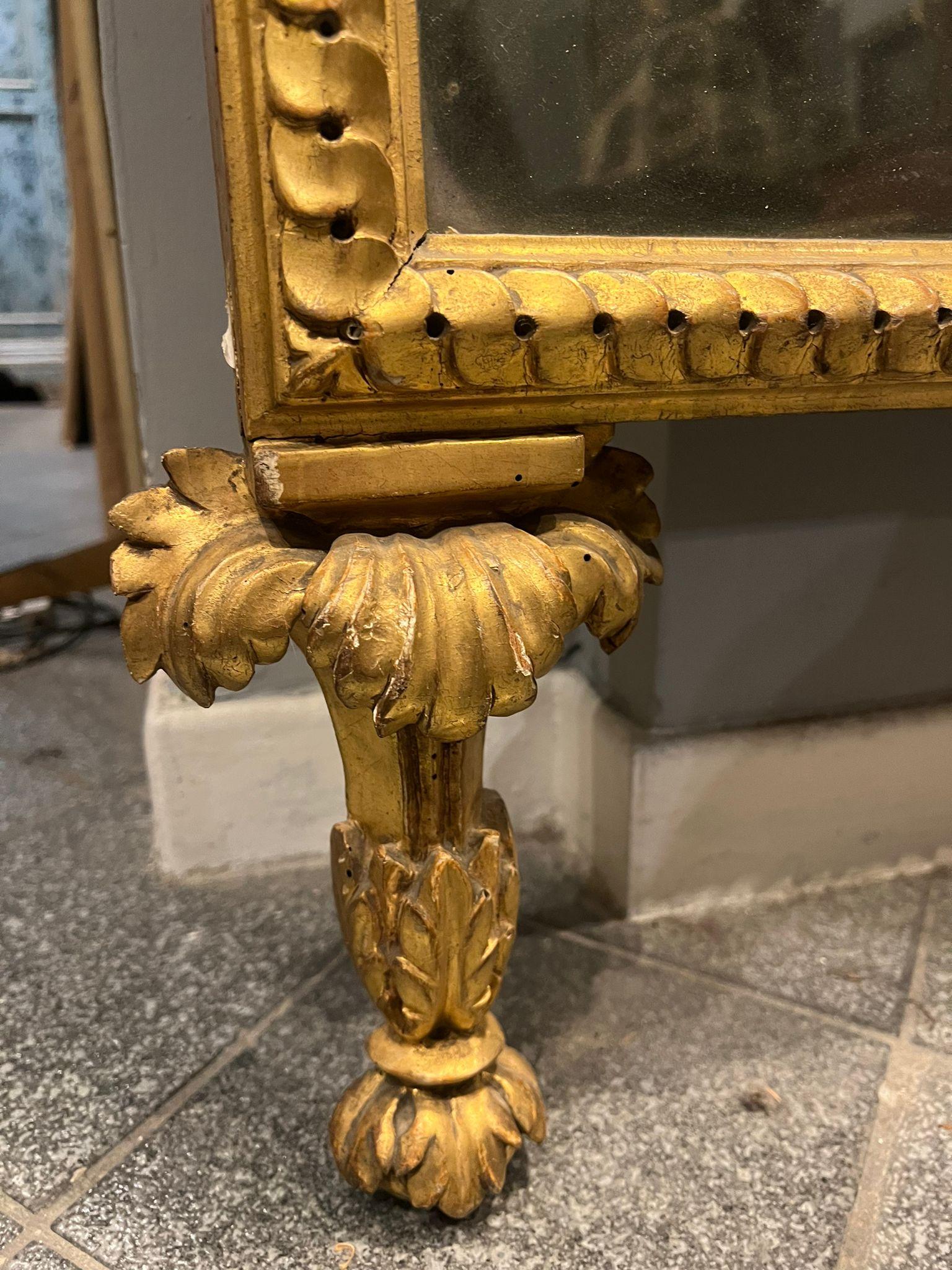 Miroir Louis XVI en bois doré en vente 1