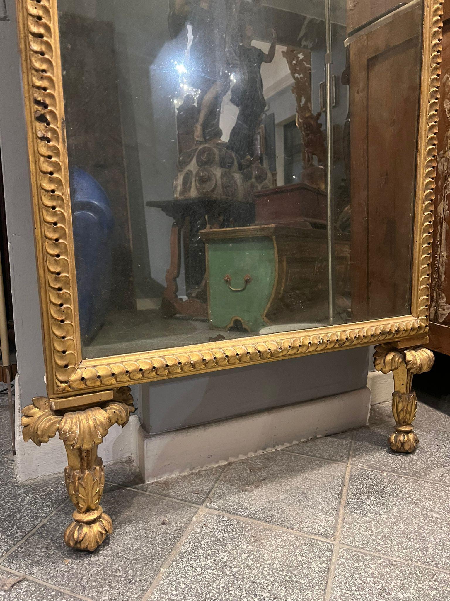 Miroir Louis XVI en bois doré en vente 2