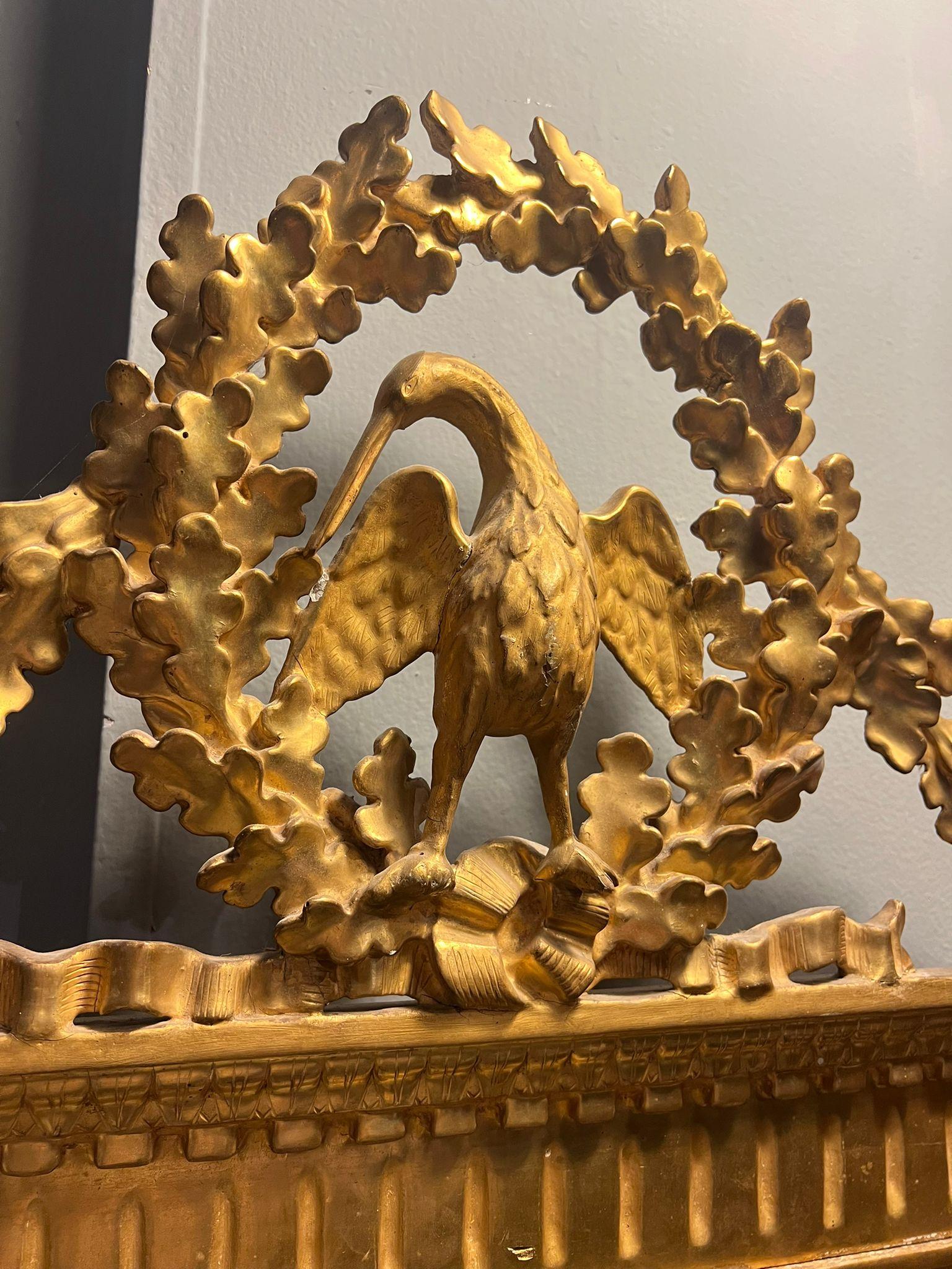 Miroir en bois doré 18e siècle en vente 4