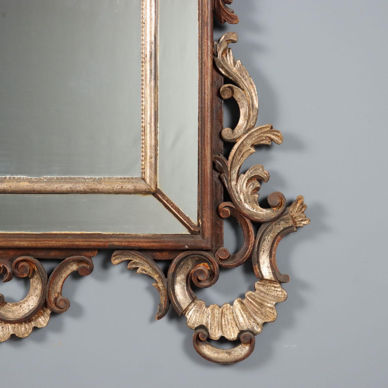 Espejo de estilo rococó Italia Primera mitad del siglo XX en venta 3