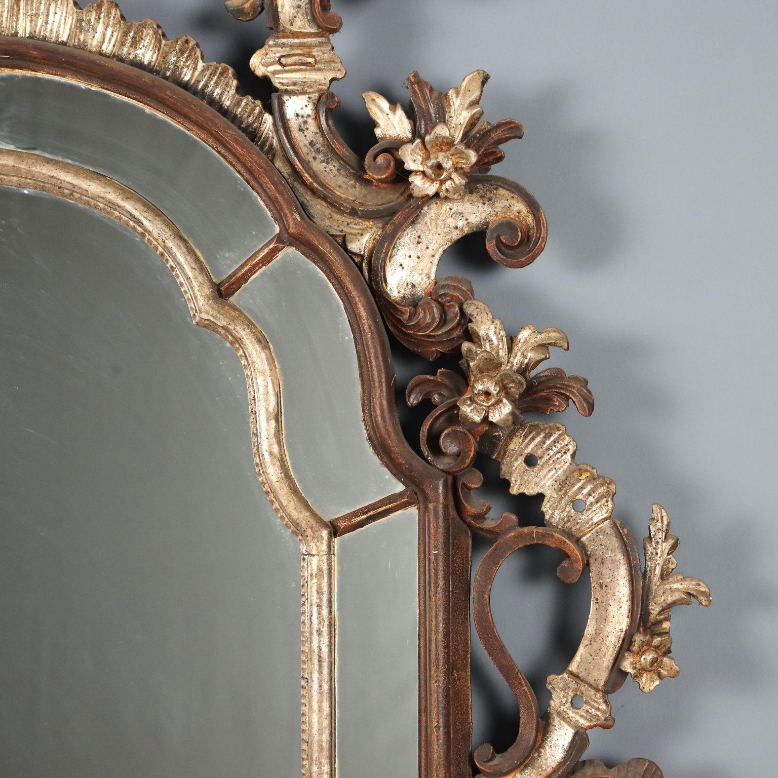 Espejo de estilo rococó Italia Primera mitad del siglo XX en Bastante bueno estado para la venta en Milano, IT