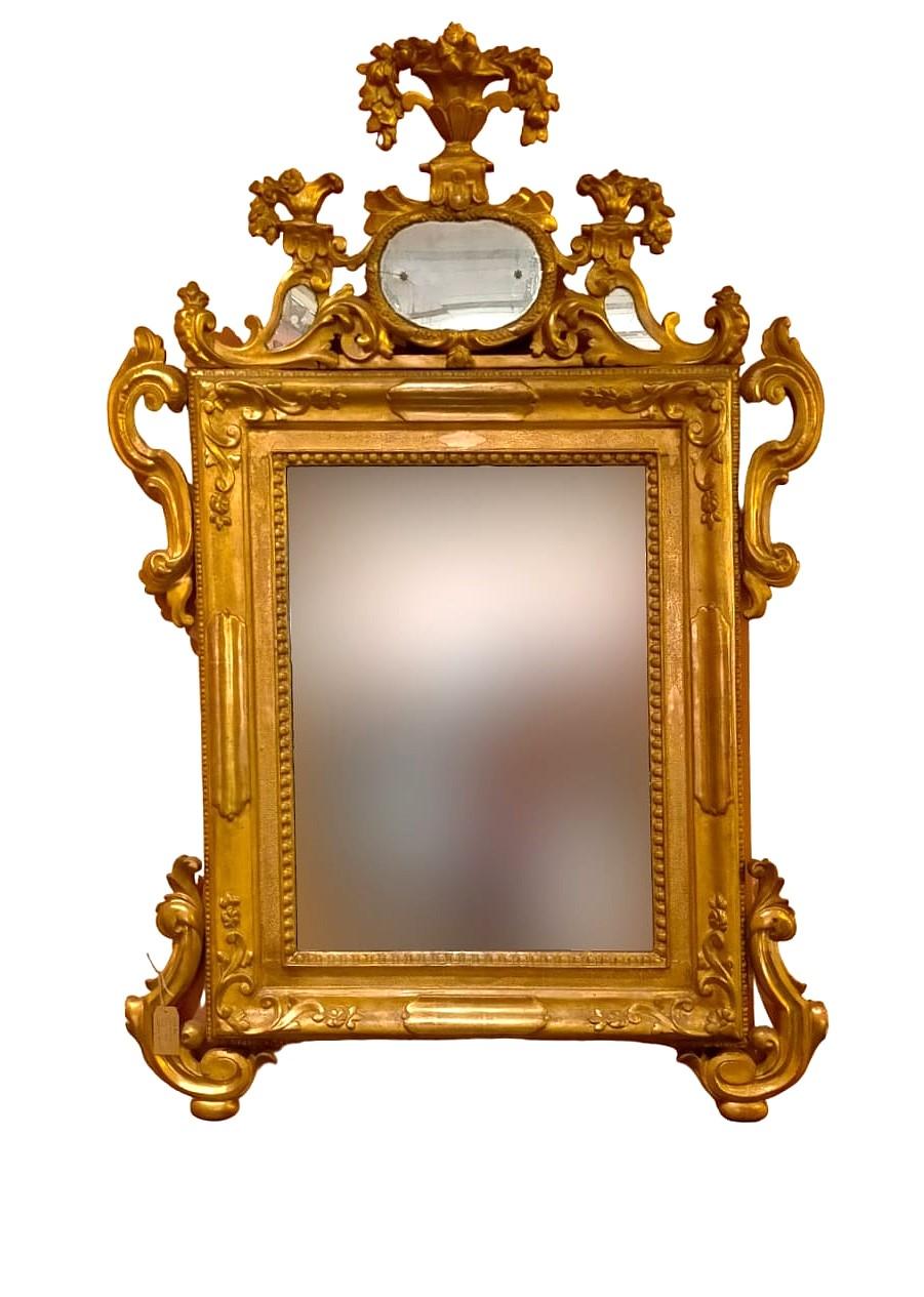 Late 18th Century Louis XV gilded mirror Venice For Sale