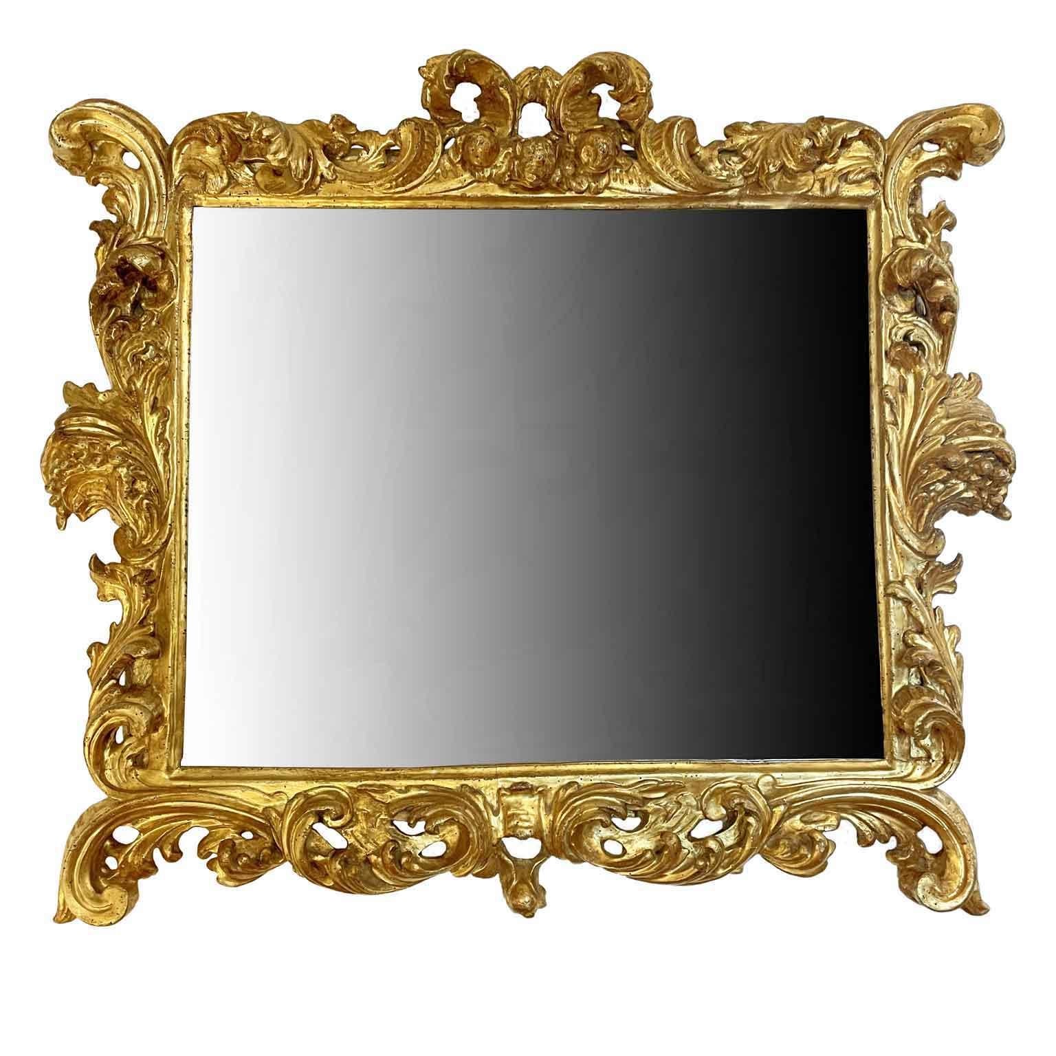 Italian Rectangular Carved and Gilded Mirror Louis XIV Style 18th Century For Sale 6