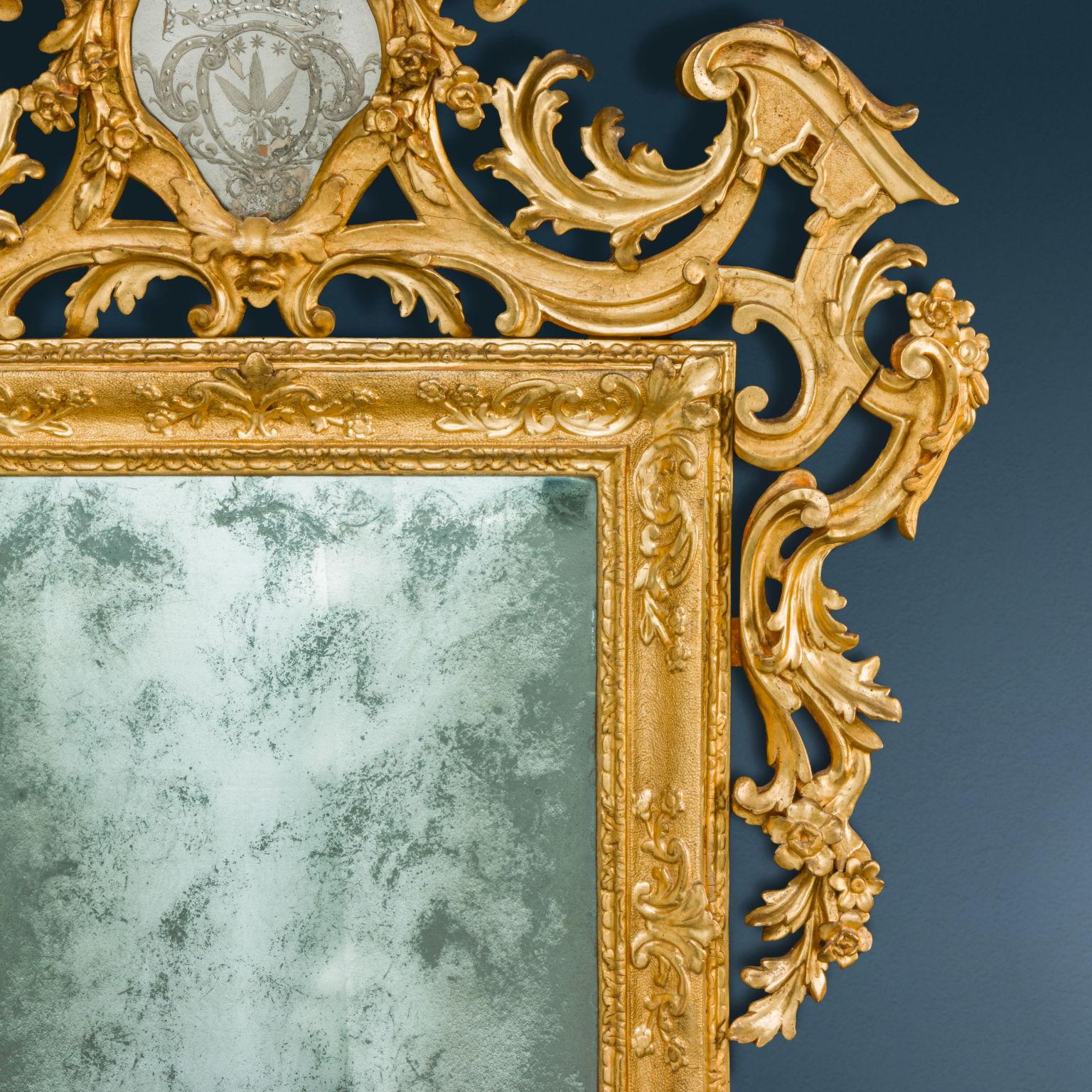 Mirror. Tuscany, second quarter of the 18th century In Fair Condition For Sale In Milano, IT