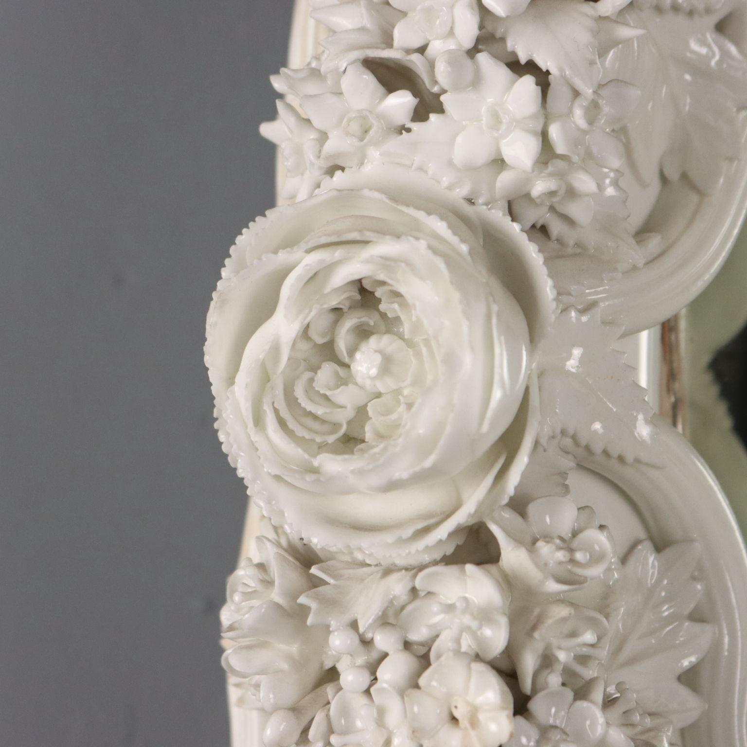 Specchiera Veneziana in Vetro Bianco Murano, XIX Secolo en vente 1