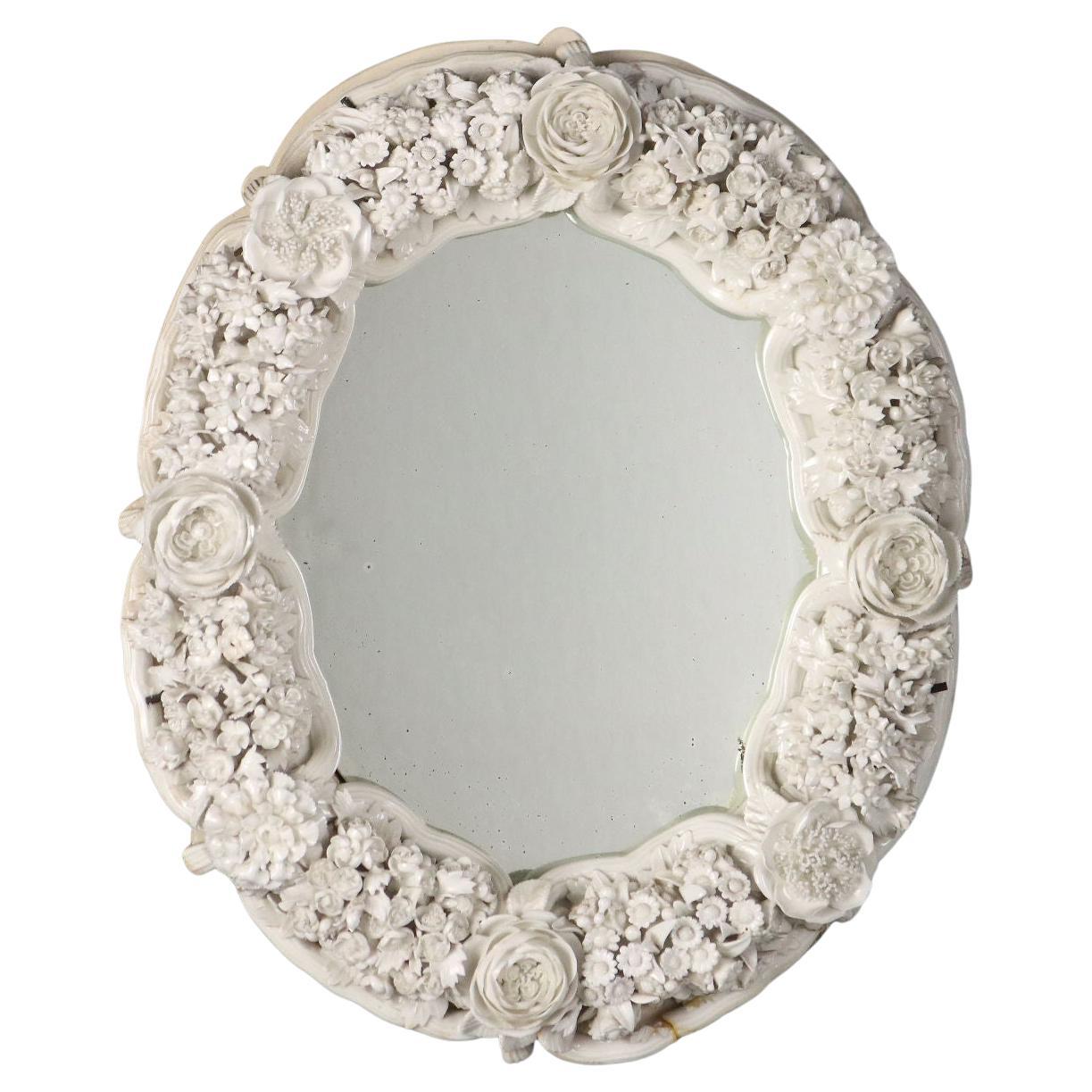 Specchiera Veneziana in Vetro Bianco Murano, XIX Secolo