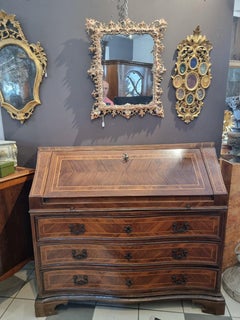 Venetian carved, lacquered and gilded mirror - Second half of the 19th century.