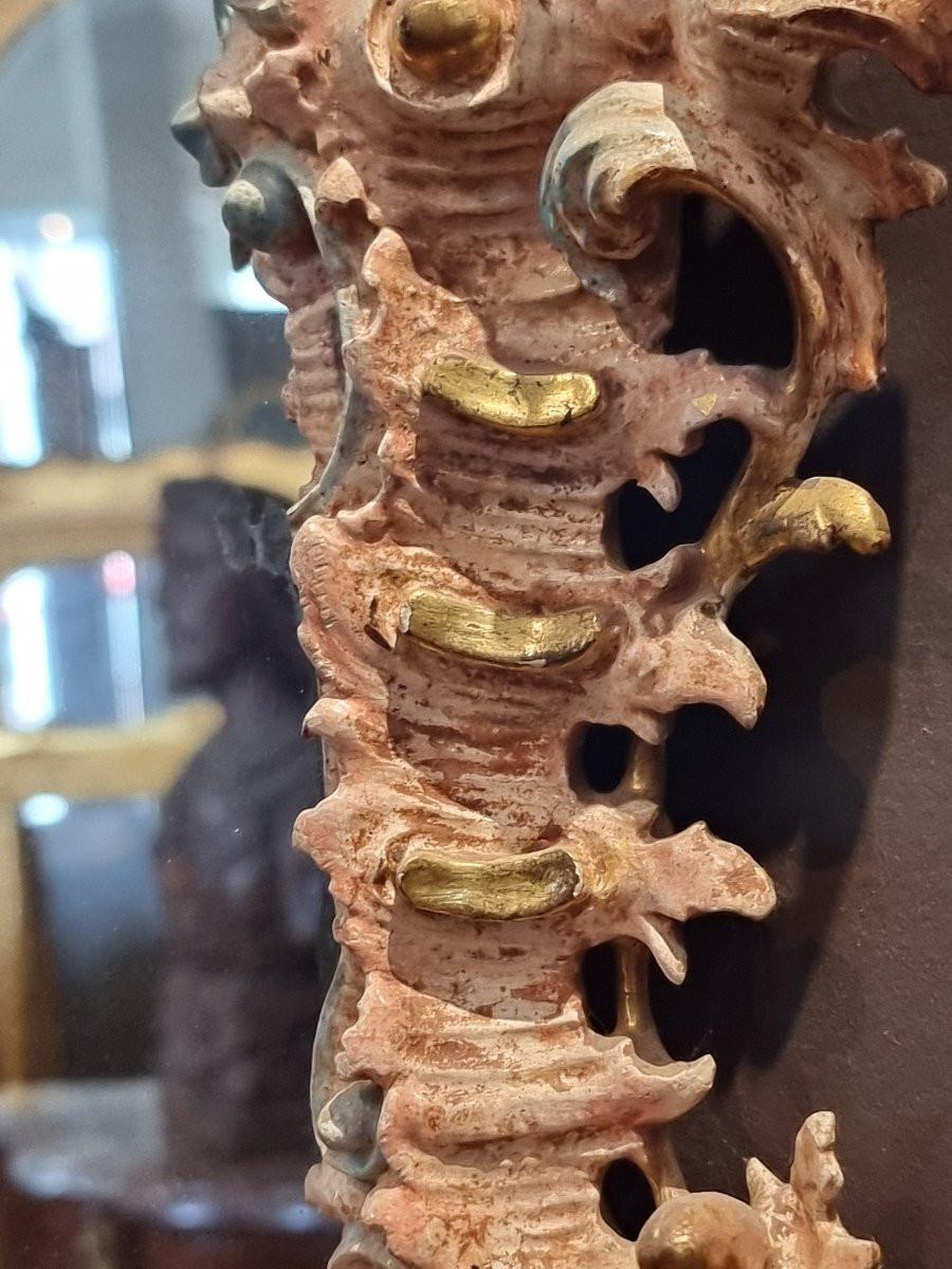 Baroque Specchiera veneziana intagliata, laccata e dorata - Seconda metà del XIX secolo. en vente