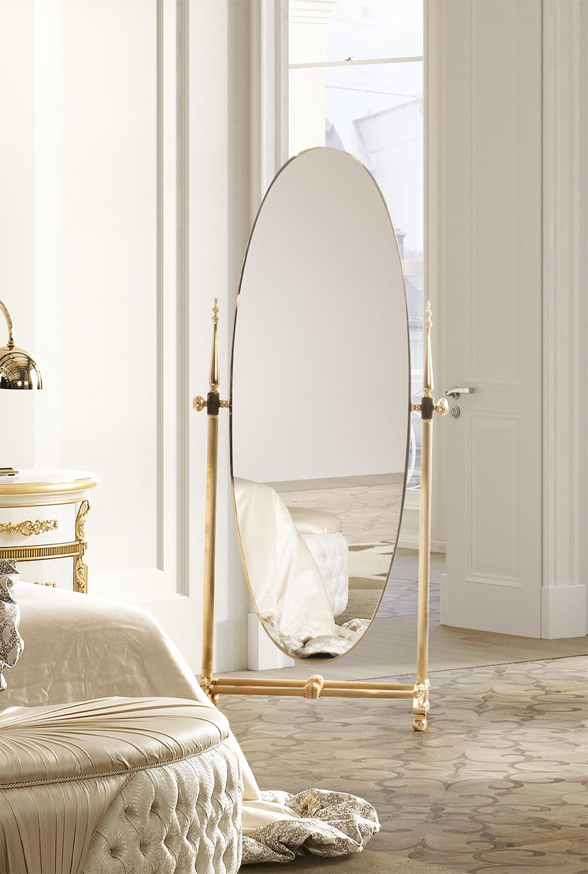 Der kippbare Spiegel EL065 ist eine elegante Kreation von hoher handwerklicher Qualität, ein Möbelstück, das jedem Raum Charme und Stil verleihen wird.

Das Hauptmaterial dieses Spiegels ist Messing, das für seinen Glanz und seine