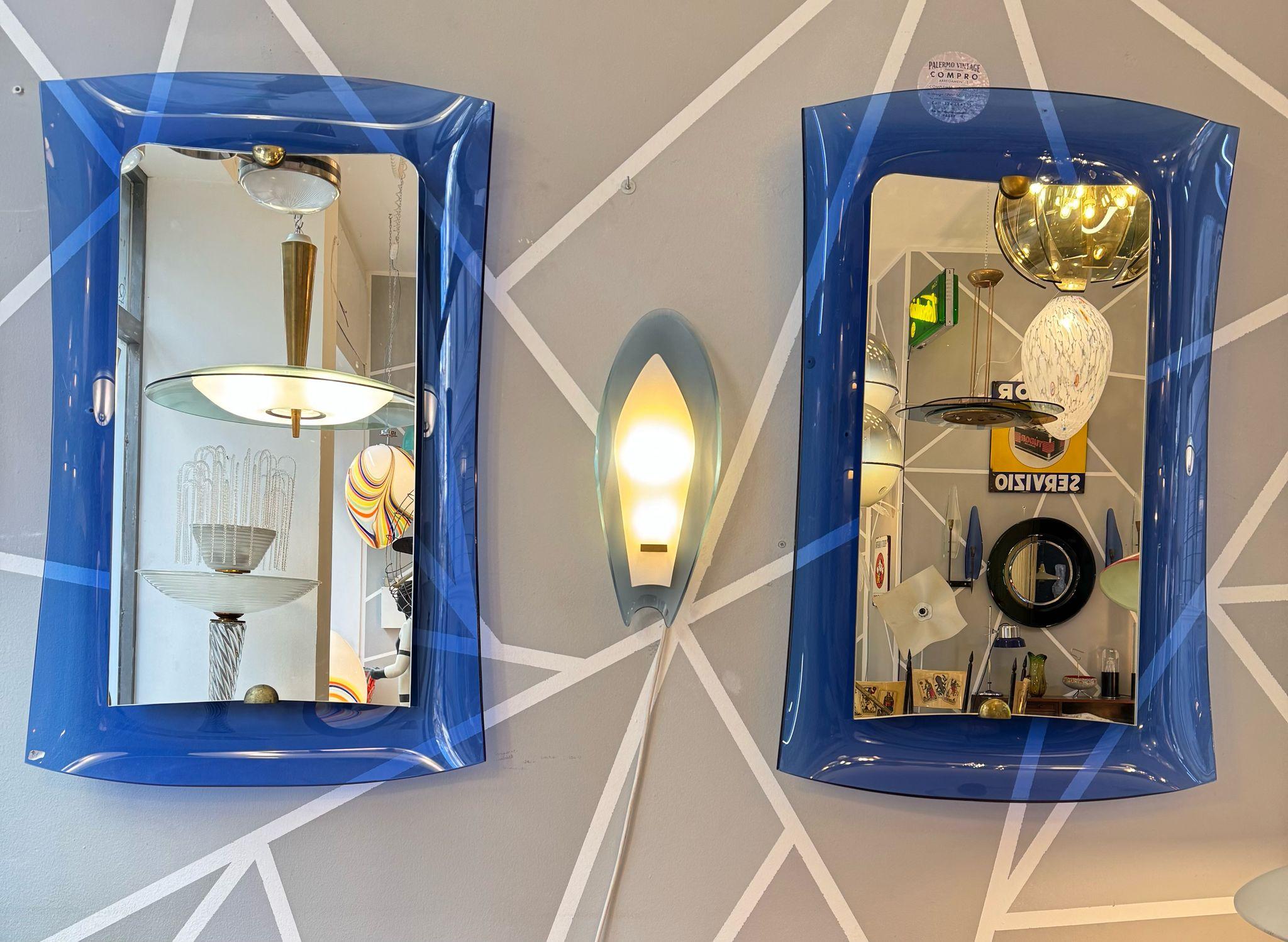 Miroir mural bleu Cristal Art en vente 4