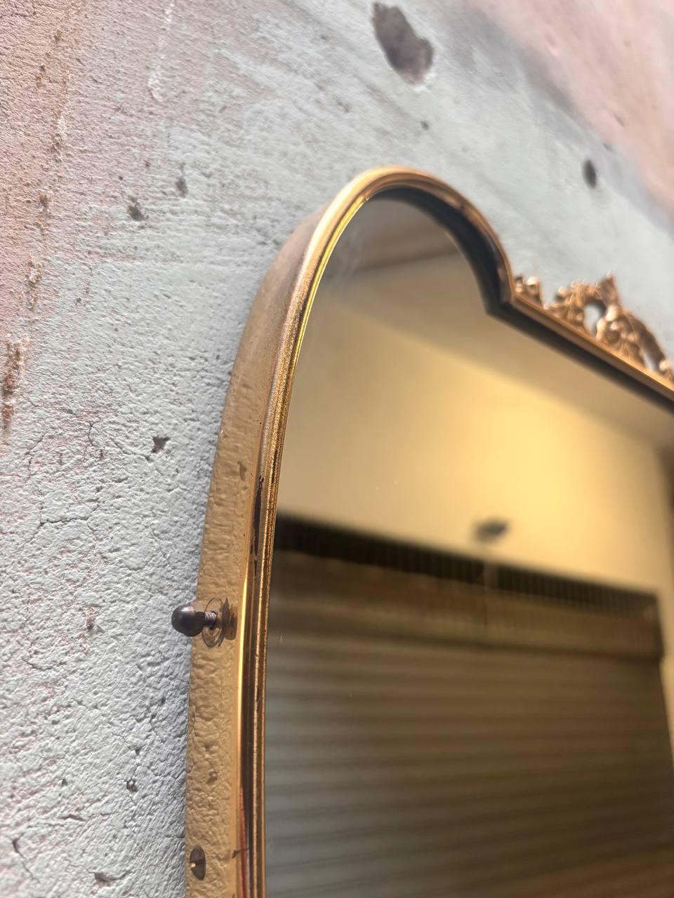 Specchio da parete Art Decò Gio ponti originale in legno, ottone Italia del 1950 In condizioni buone in vendita a Palermo, IT