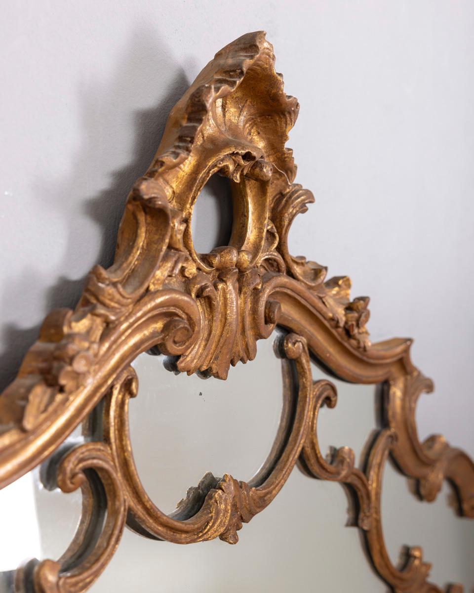 XX secolo Specchio da parete in legno dorato in stile Barocco inizio xx secolo in vendita