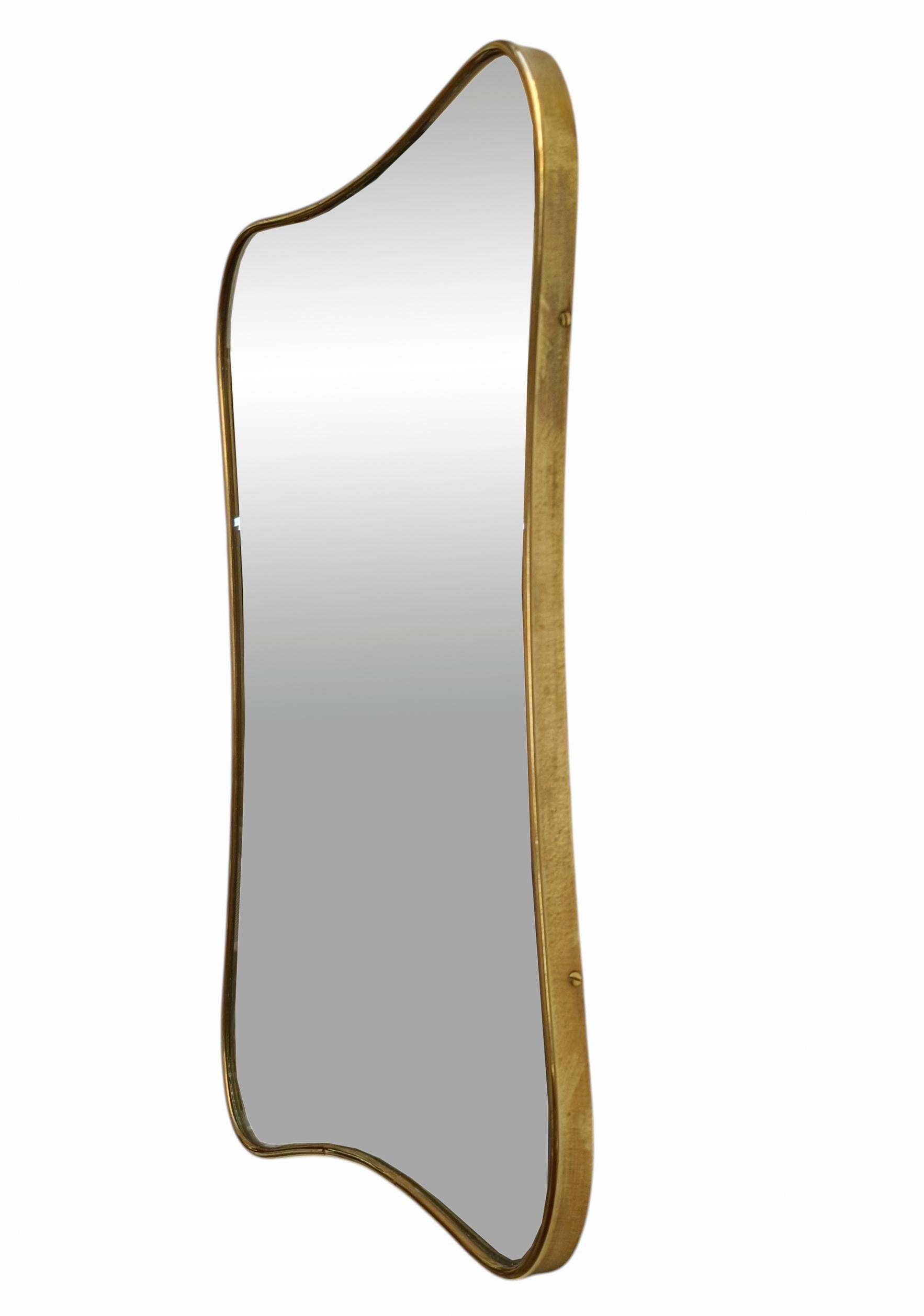 Mid-Century moderno Specchio da Parete in Ottone nello Stile di Gio Ponti, Italia 1960s in vendita