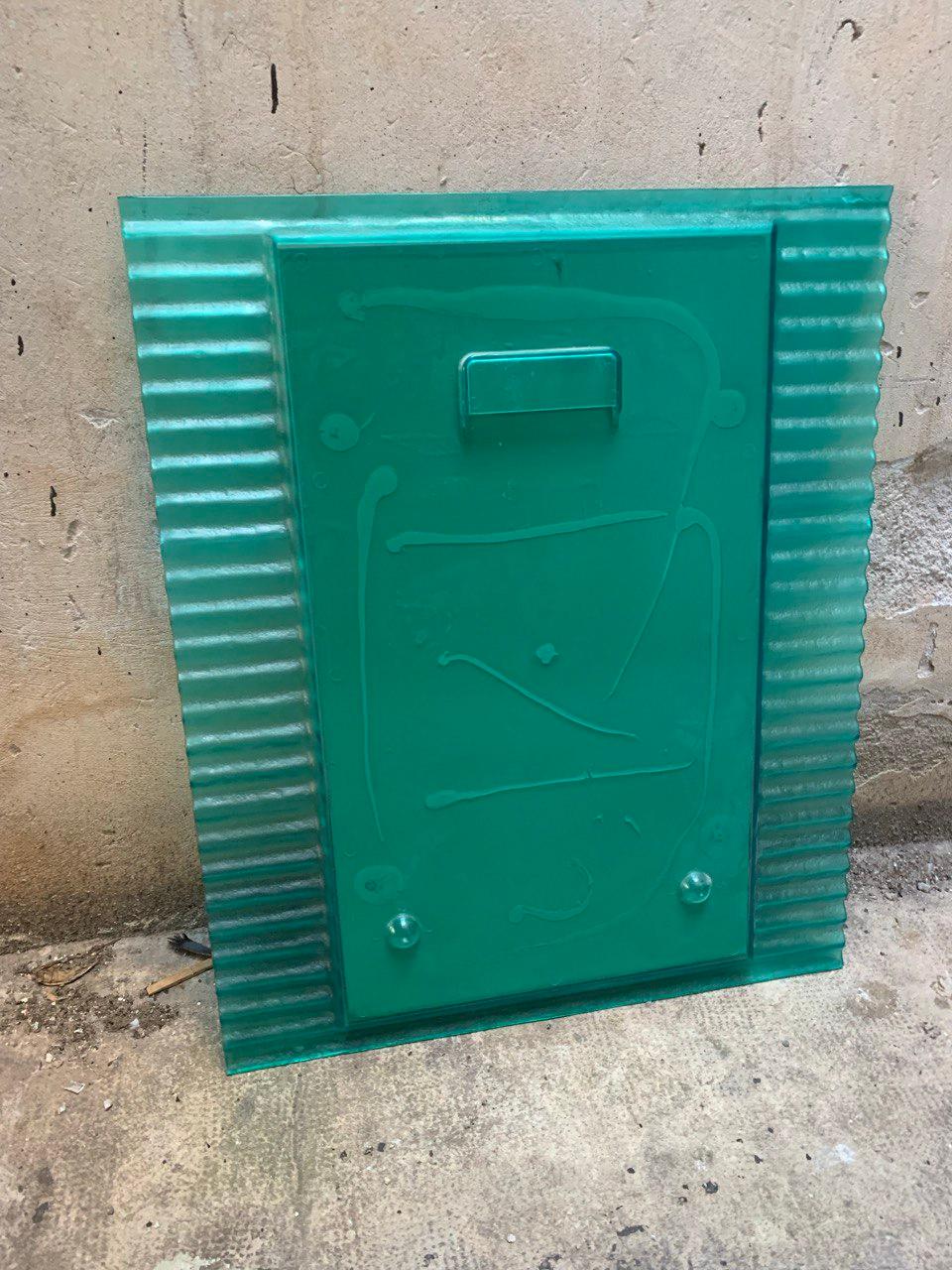 Specchio da parete in plastica ondulata in stile Pop Art Greene & Greene, 80's in vendita 4