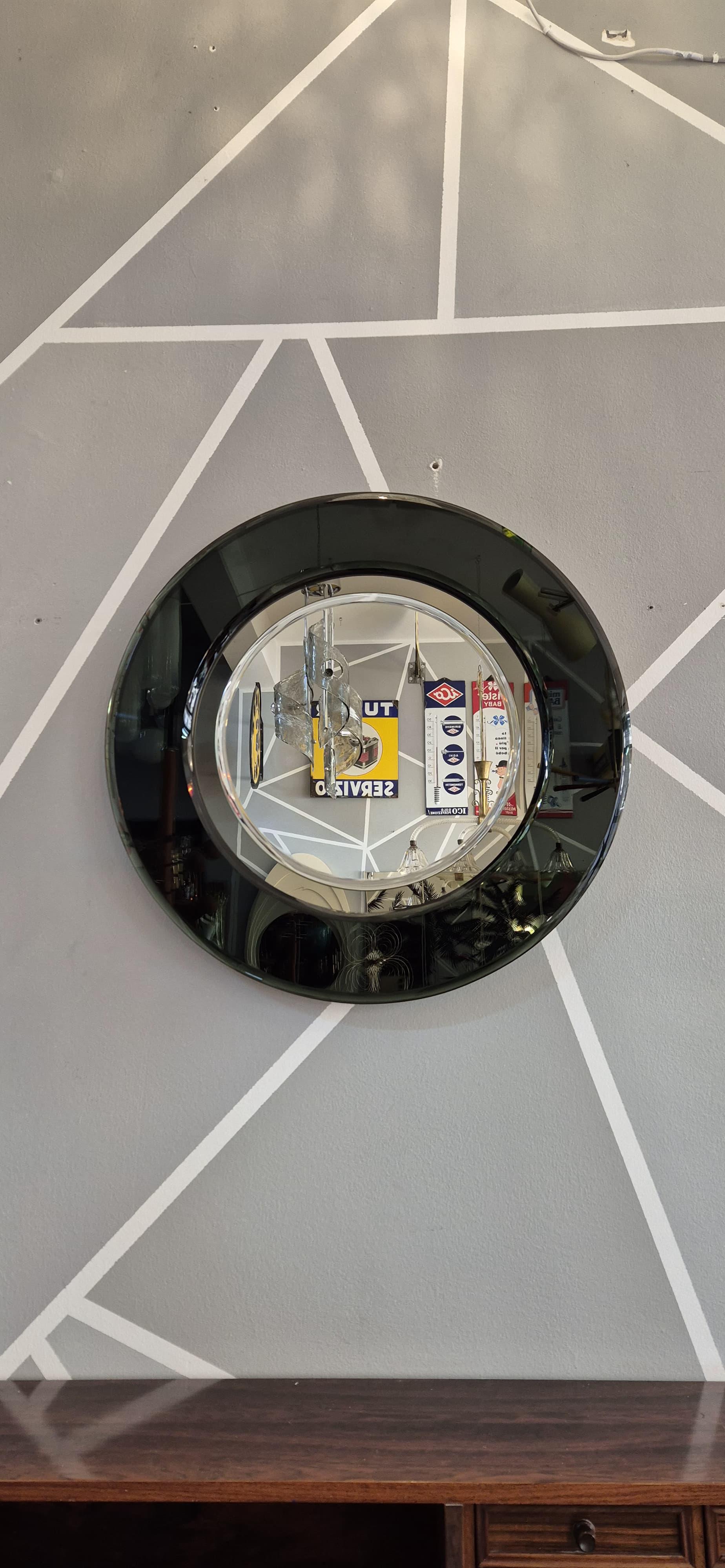 Miroir mural en verre avec cadre coloré Space Age Bon état - En vente à Palermo, IT
