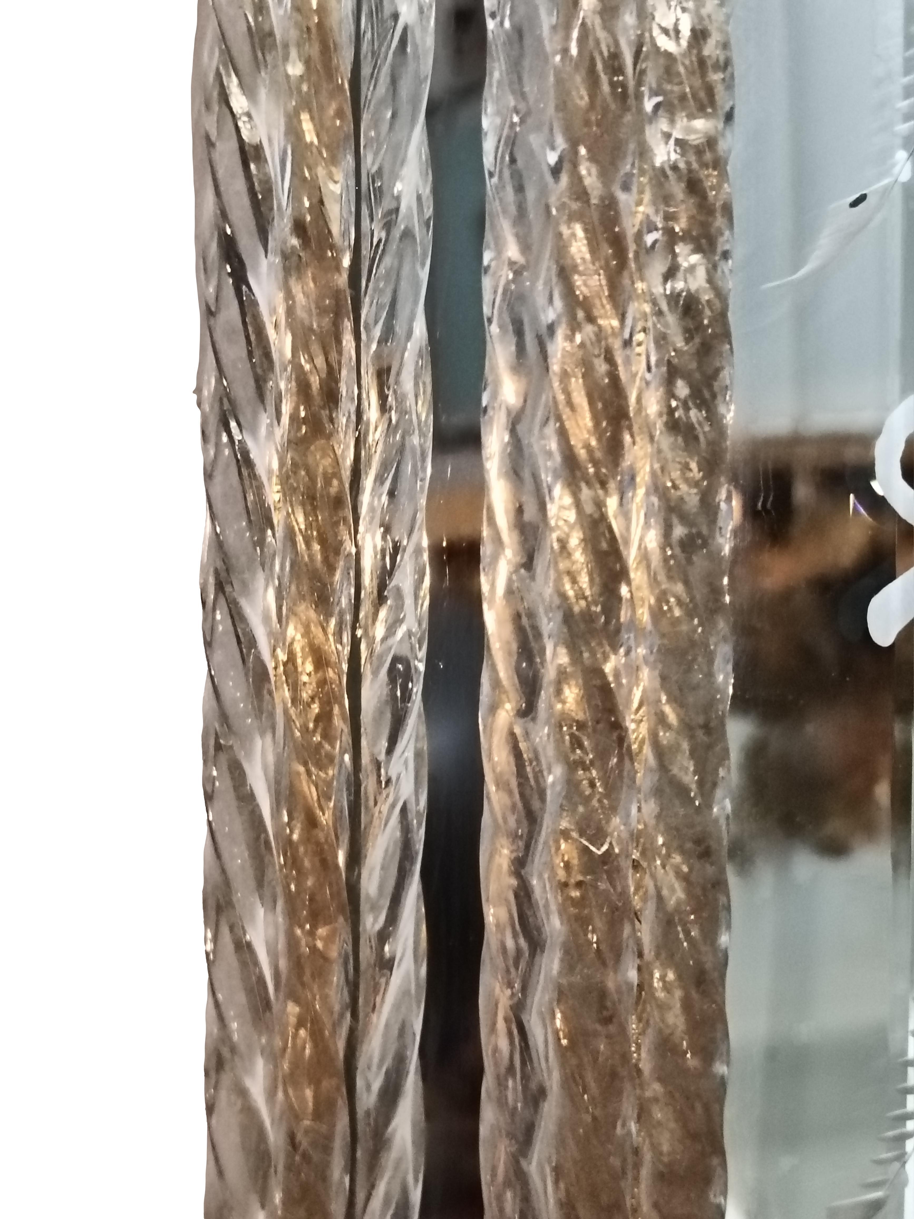 Specchio da Parete Veneziano con Motivi Floreali, Fiori e Foglie in Foglia Oro (Mitte des 20. Jahrhunderts) im Angebot